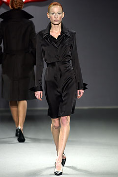 Viktor & Rolf F/W 03 Look 18