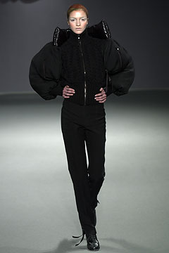 Viktor & Rolf F/W 03 Look 21