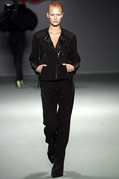 Viktor & Rolf F/W 03 Look 22
