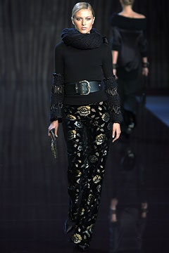 Valentino F/W 03 Look 17
