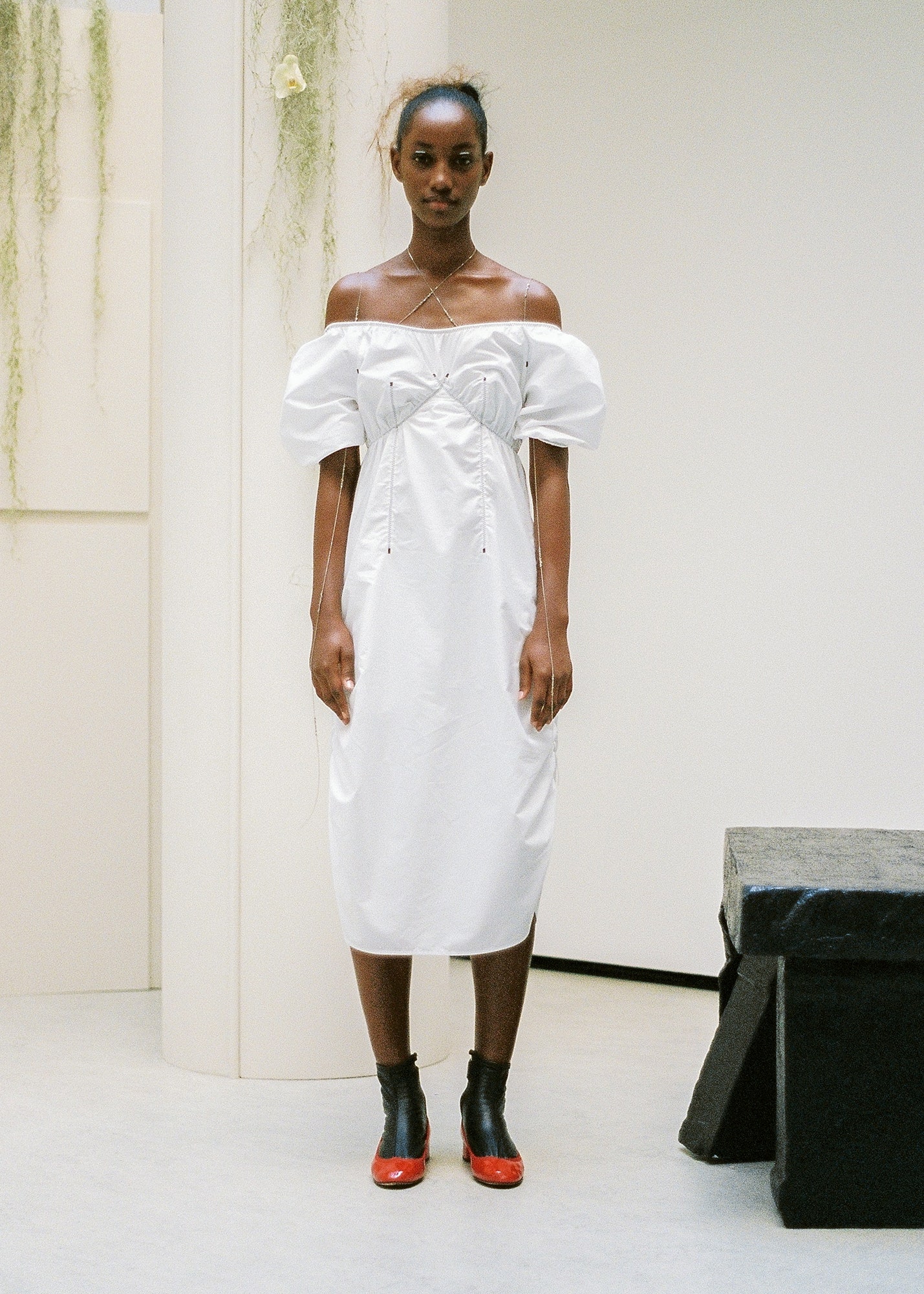 Veja S/S 17 Look 14