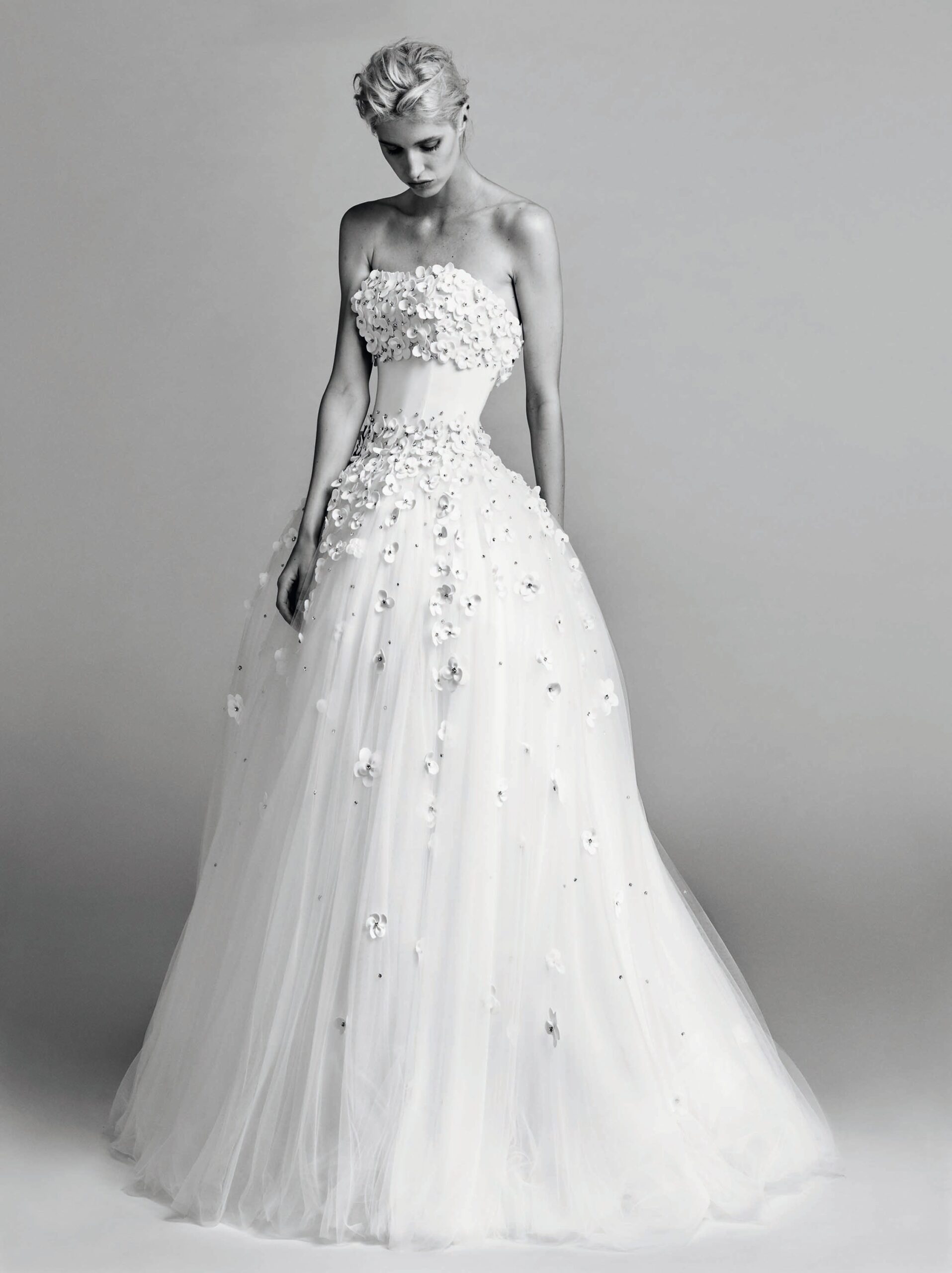 Viktor & Rolf F/W 17 Bridal Look 14