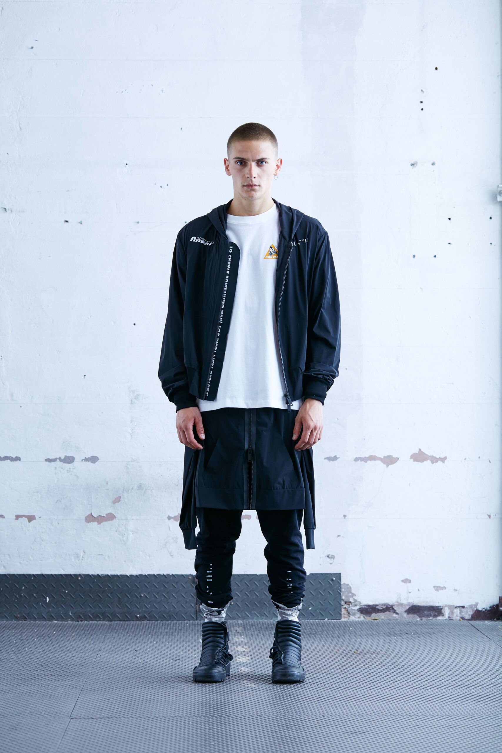 Unravel S/S 18 Menswear Look 16