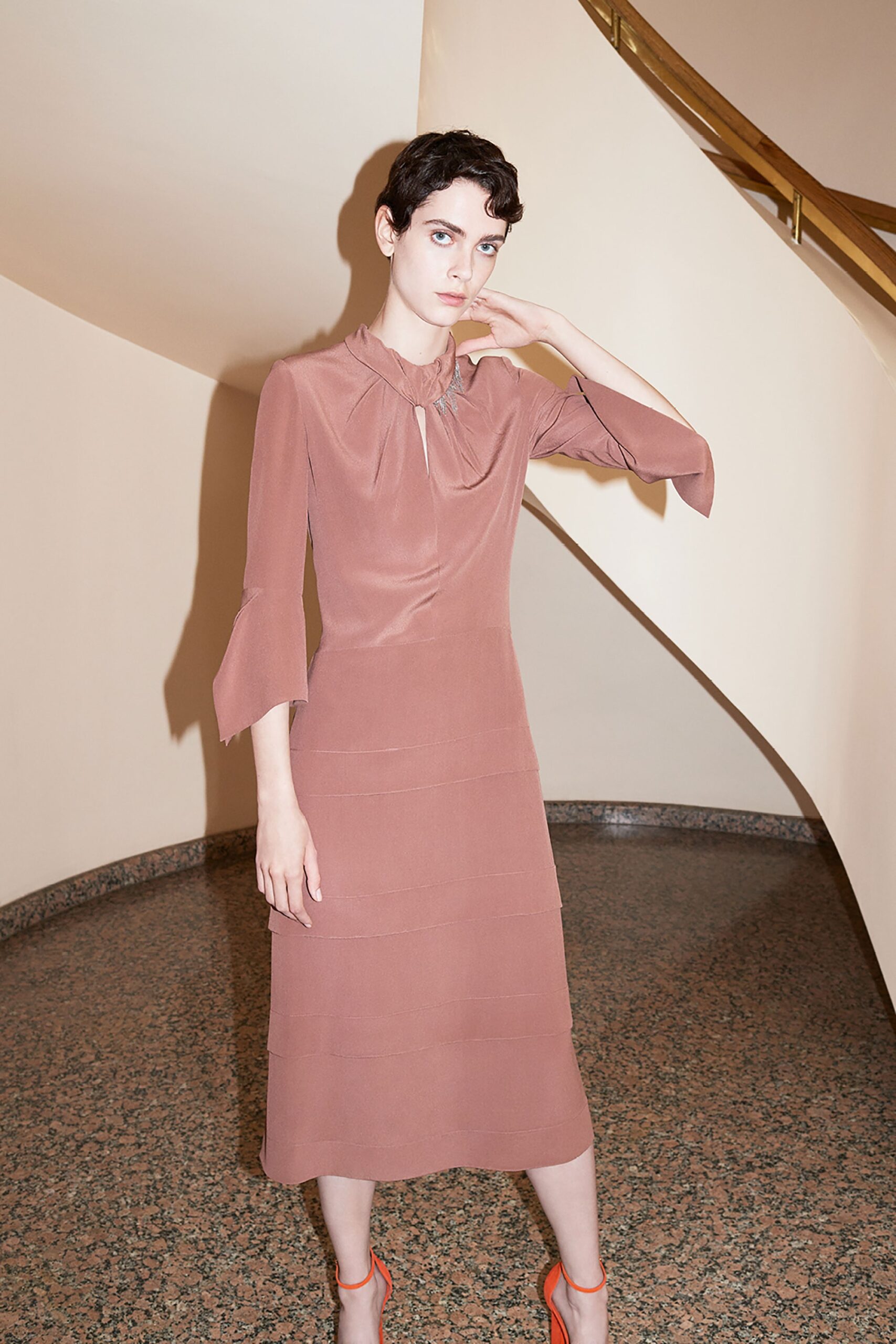 Victoria Beckham Resort 18 Look 16