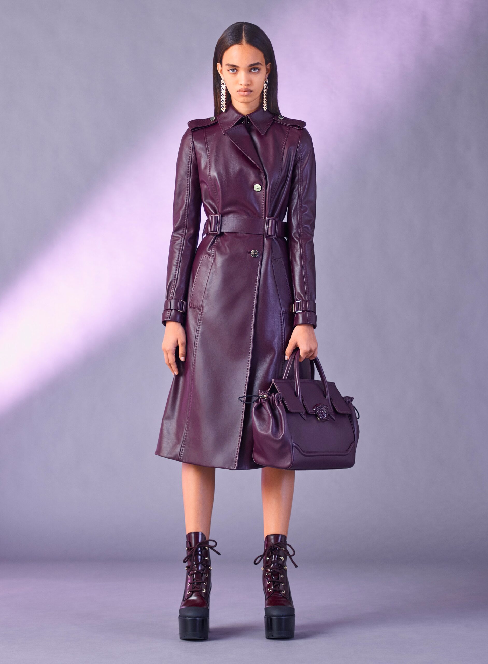 Versace F/W 17 Look 18