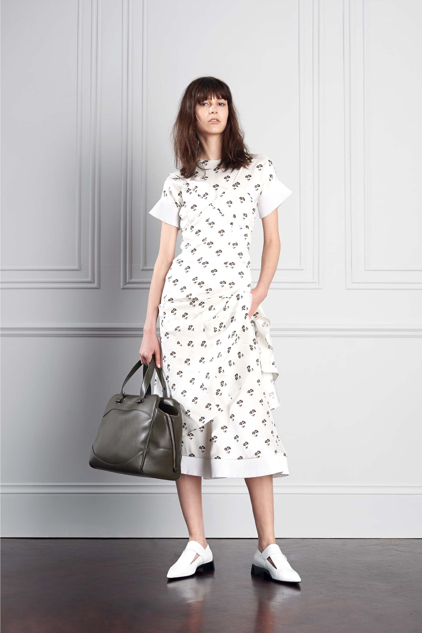 Victoria Beckham Resort 17 Look 17