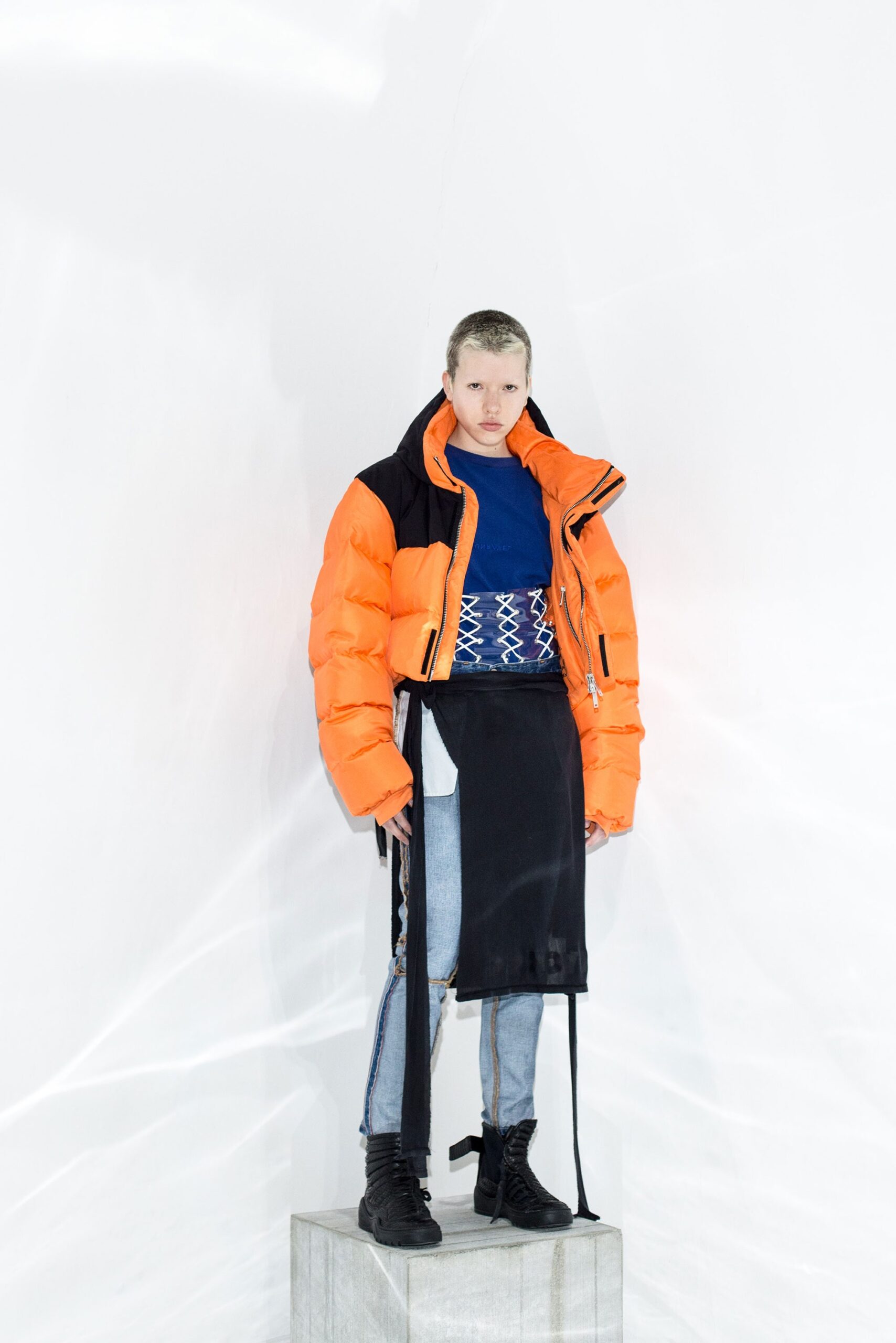 Unravel F/W 17 Look 24