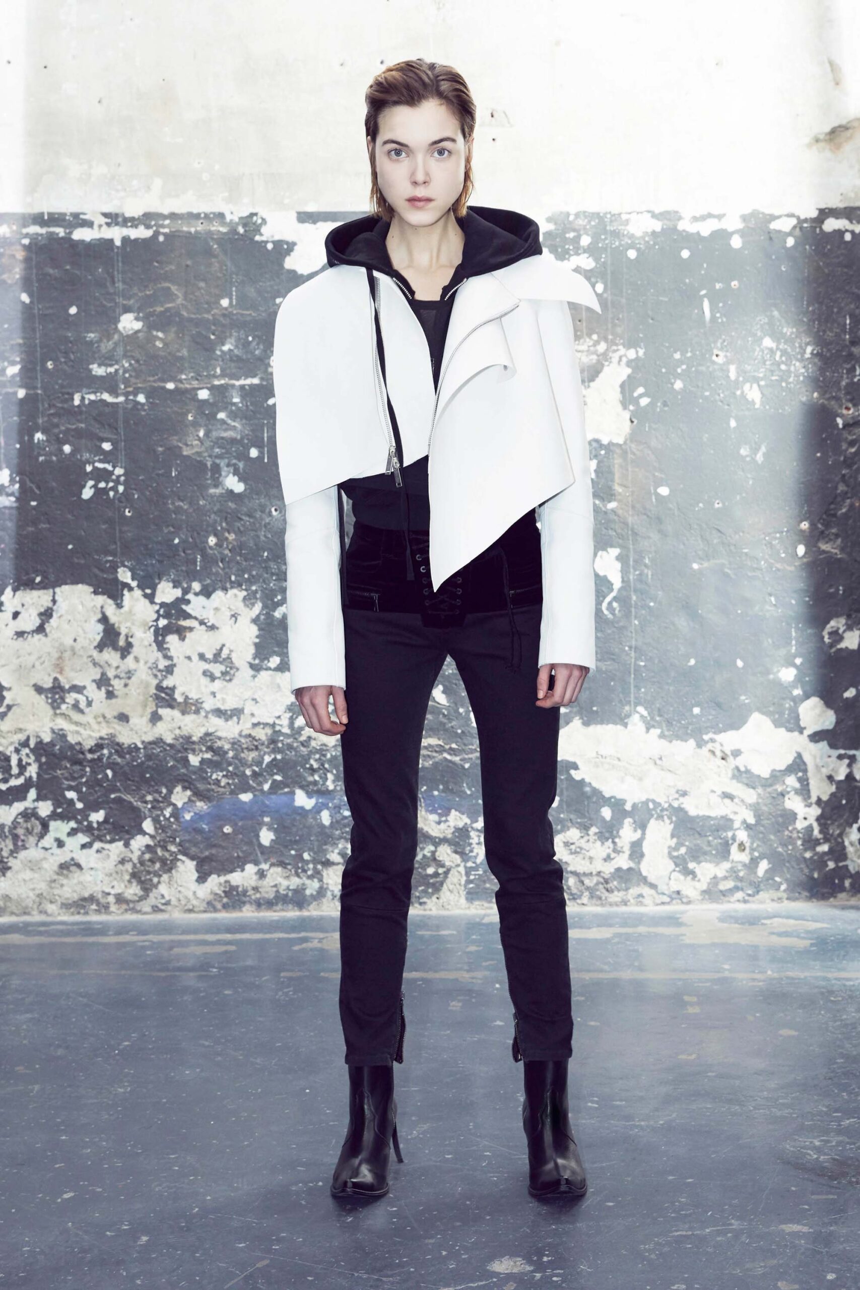 Unravel F/W 18 Look 25