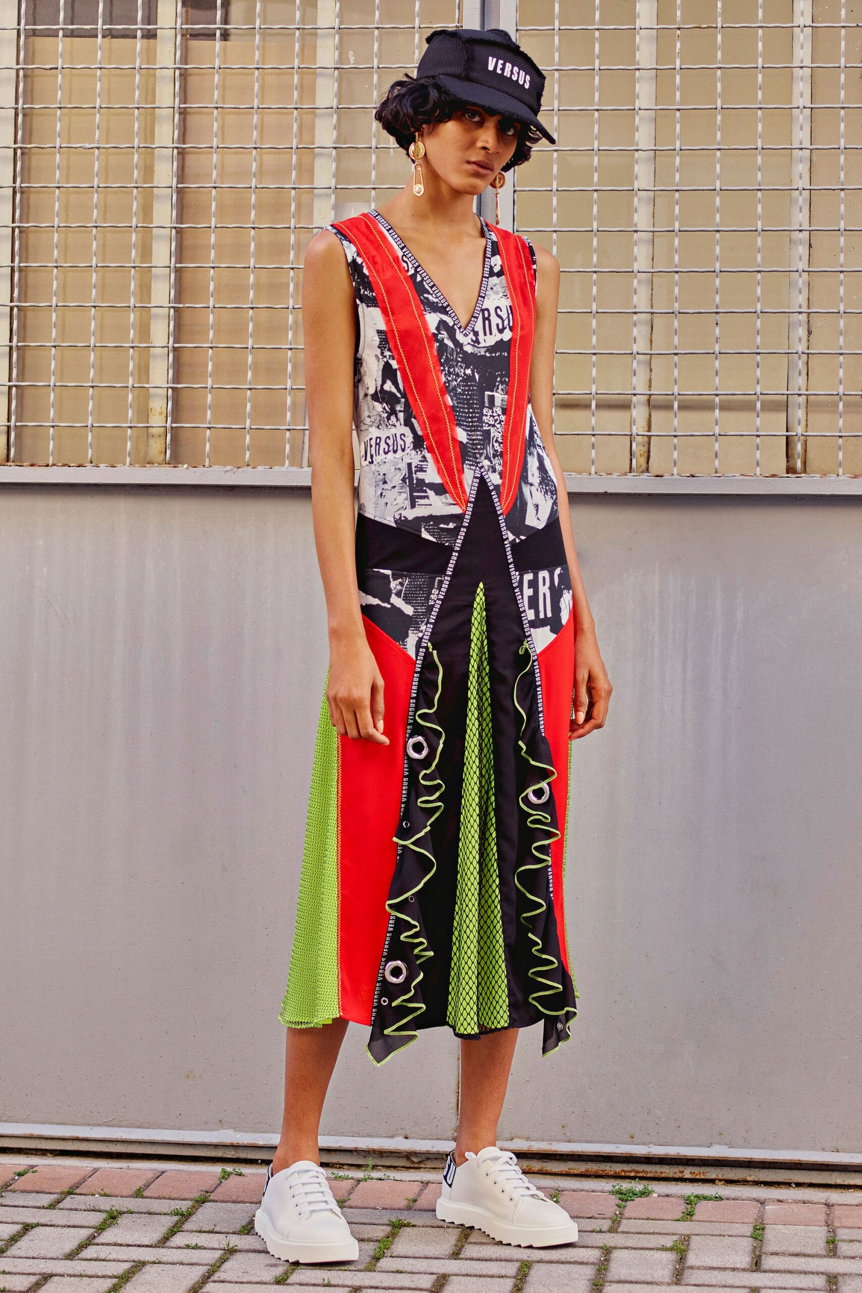 Versus Versace Resort 18 Look 32
