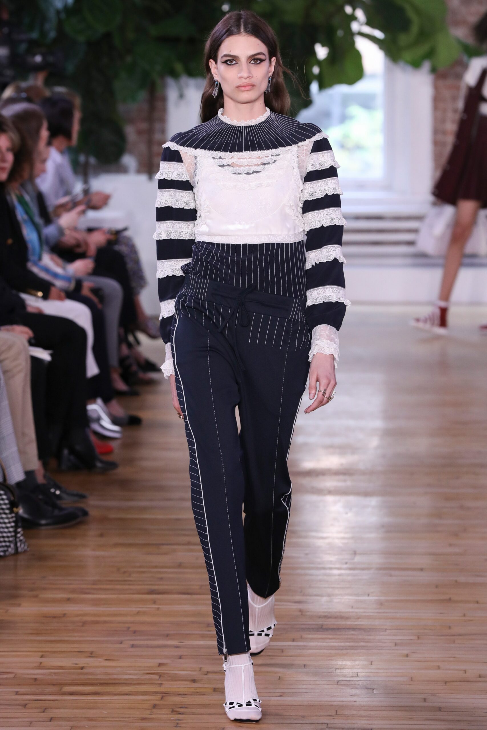 Valentino Resort 18 Look 7