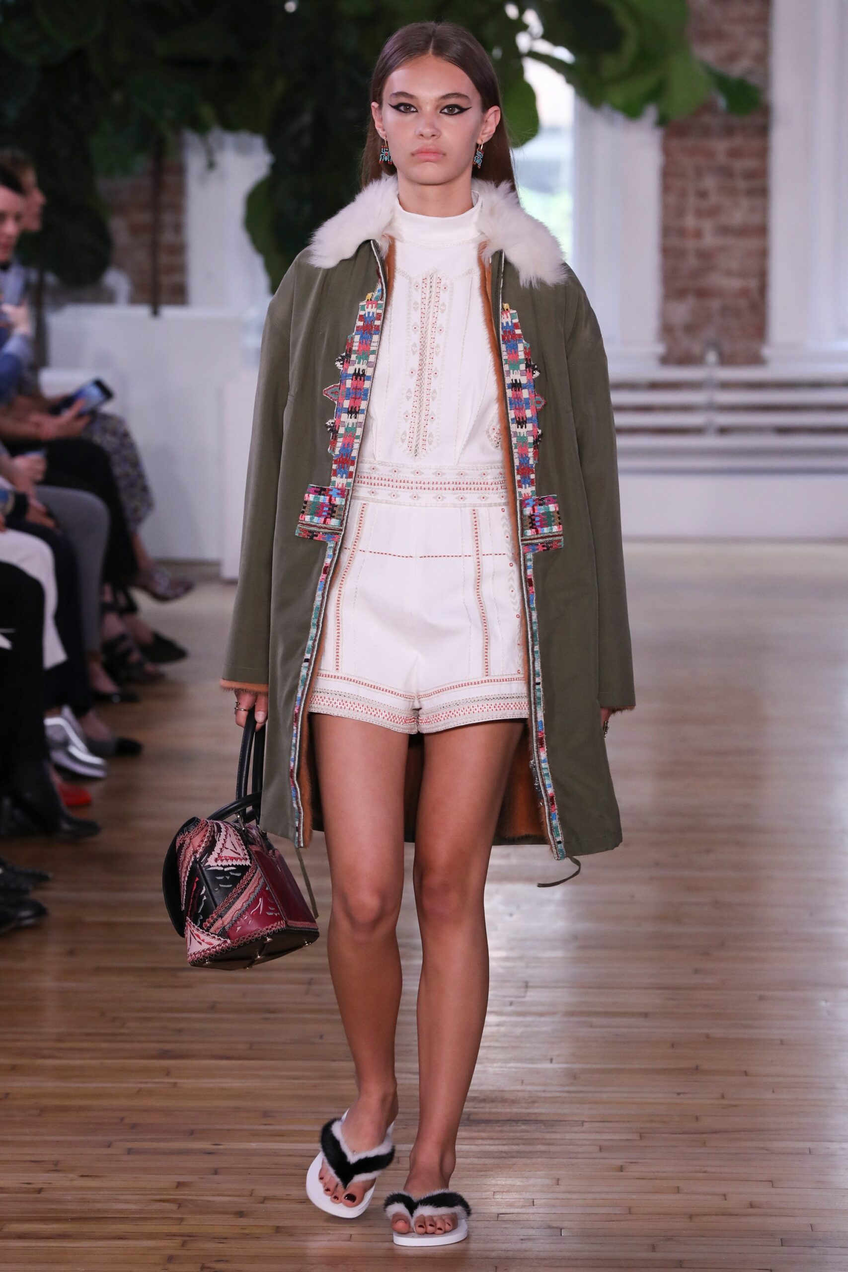 Valentino Resort 18 Look 43