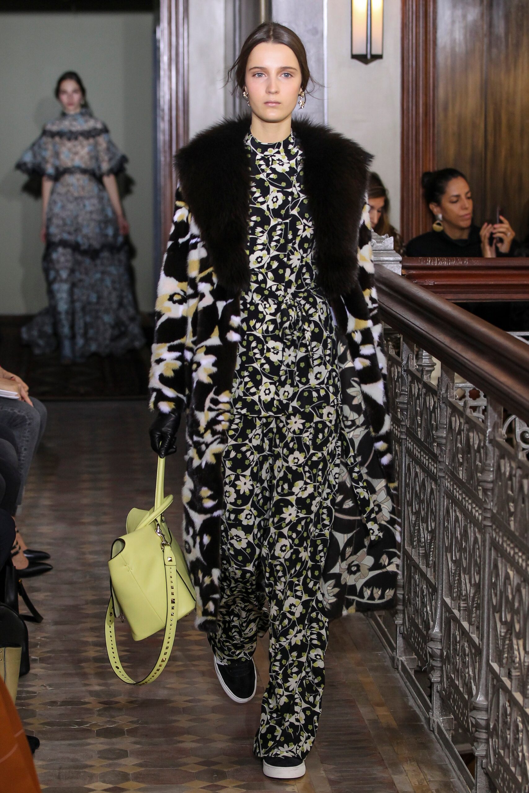 Valentino F/W 17 Look 5