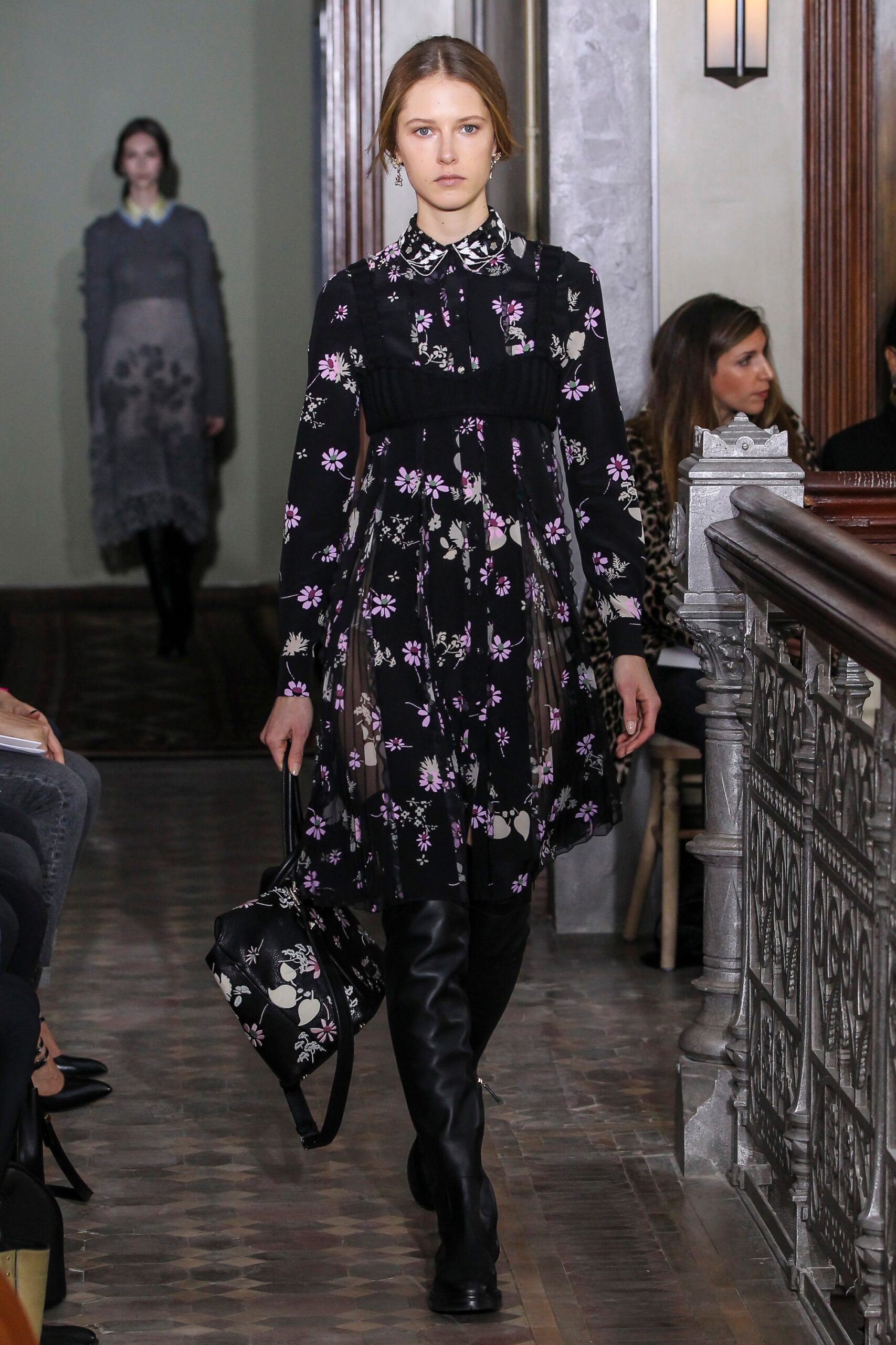 Valentino F/W 17 Look 10