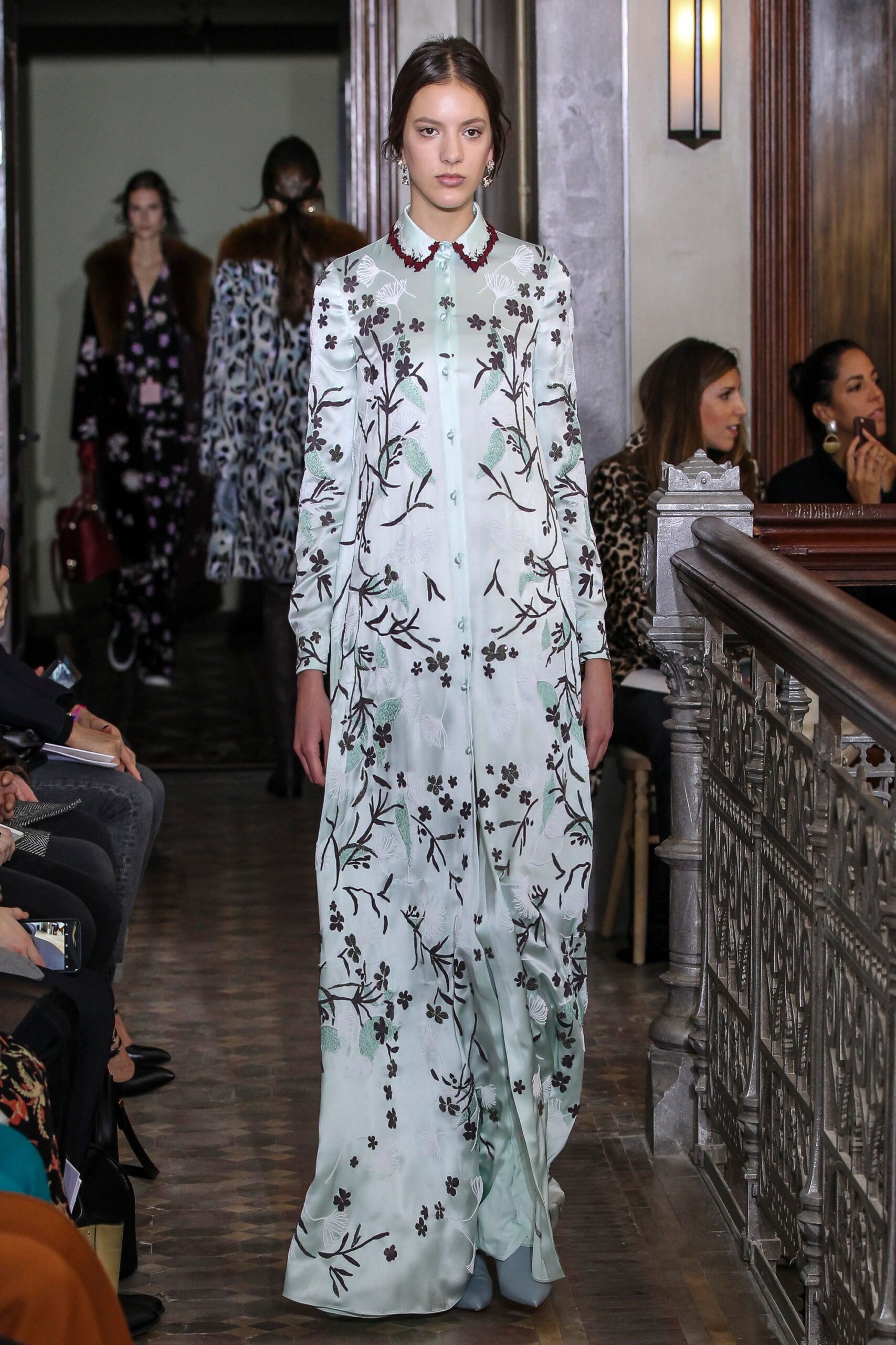 Valentino F/W 17 Look 13