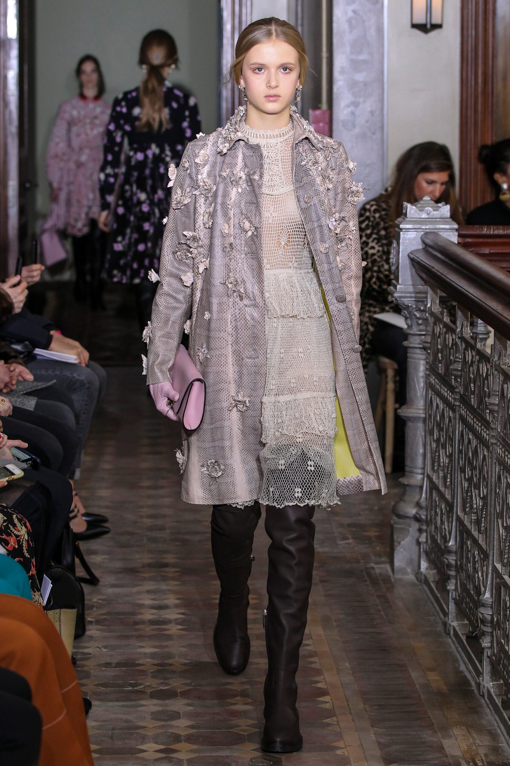 Valentino F/W 17 Look 20