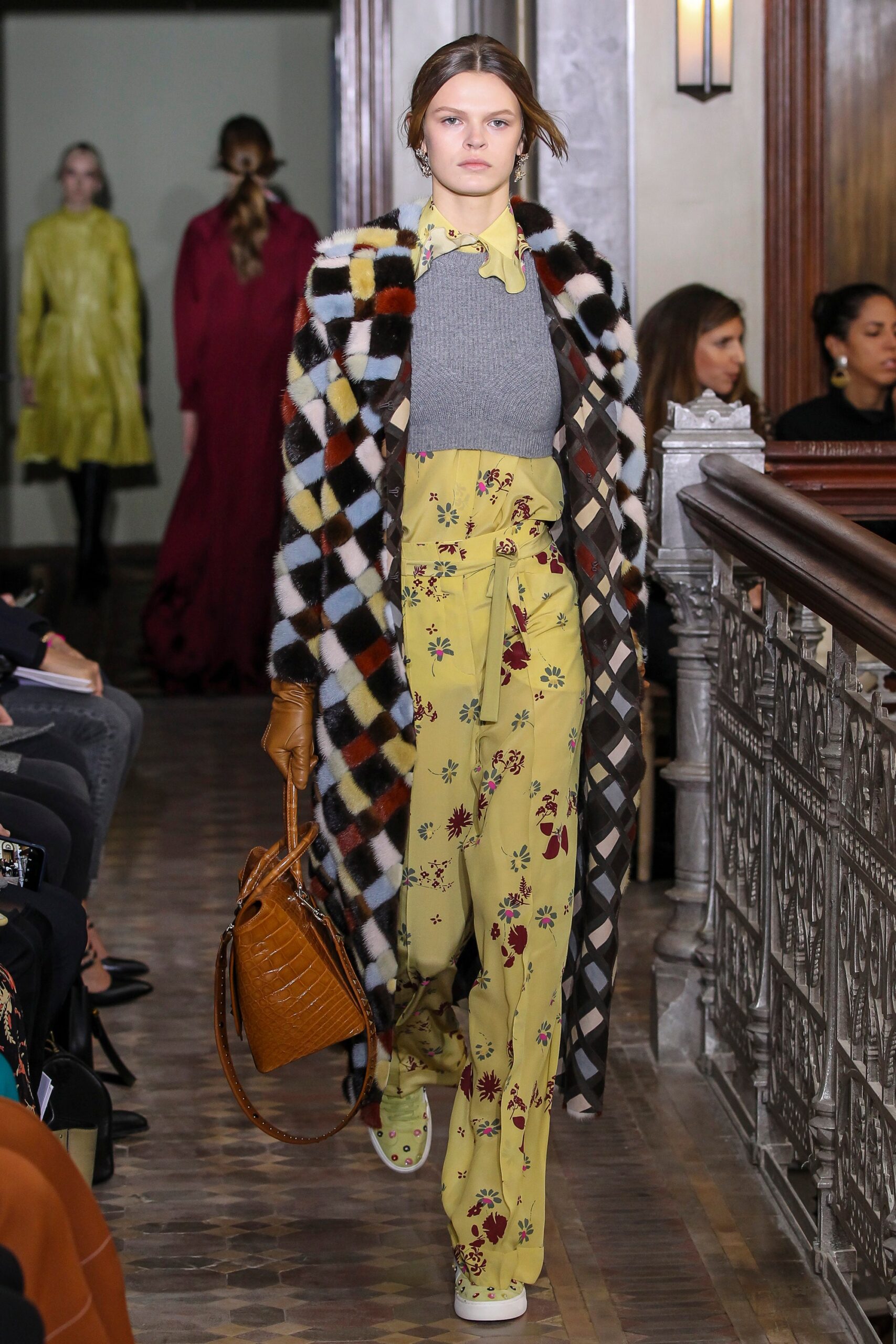 Valentino F/W 17 Look 30