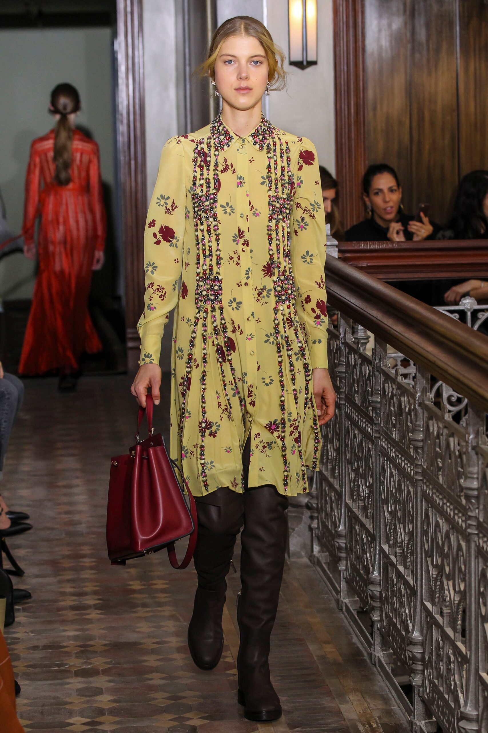 Valentino F/W 17 Look 32