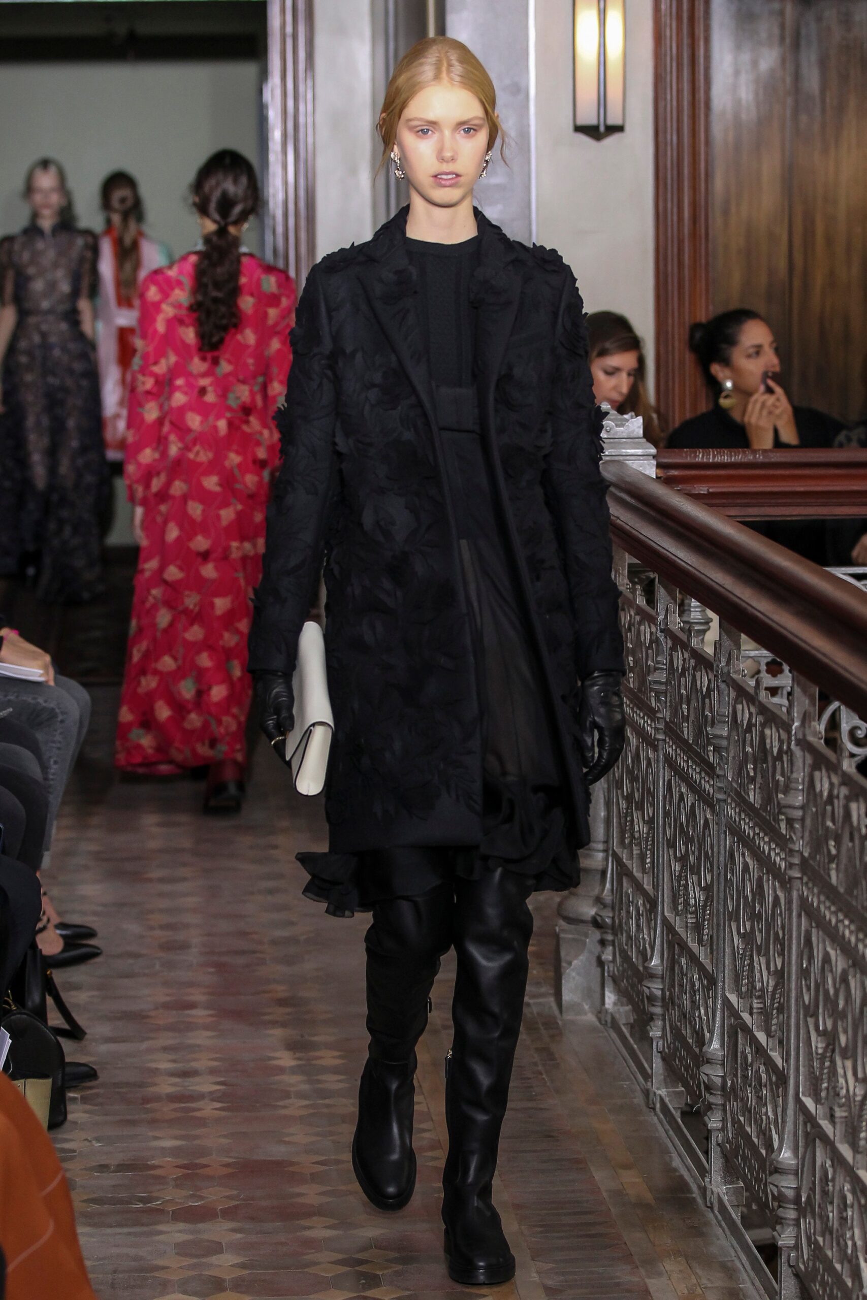 Valentino F/W 17 Look 34