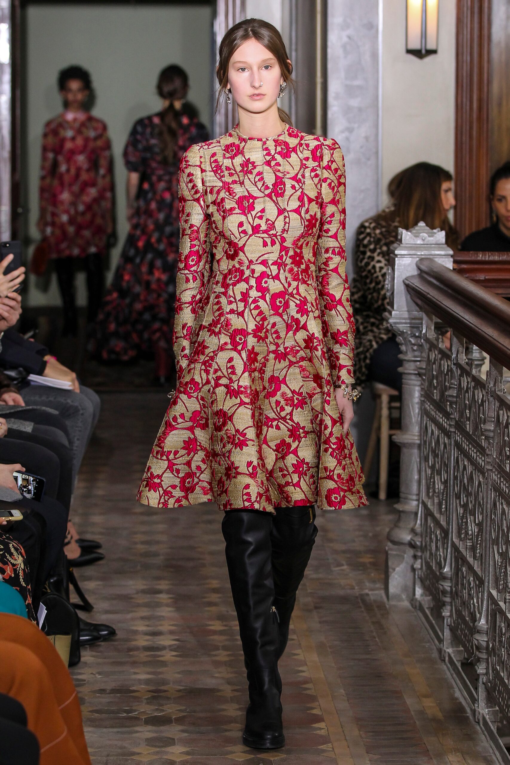 Valentino F/W 17 Look 39