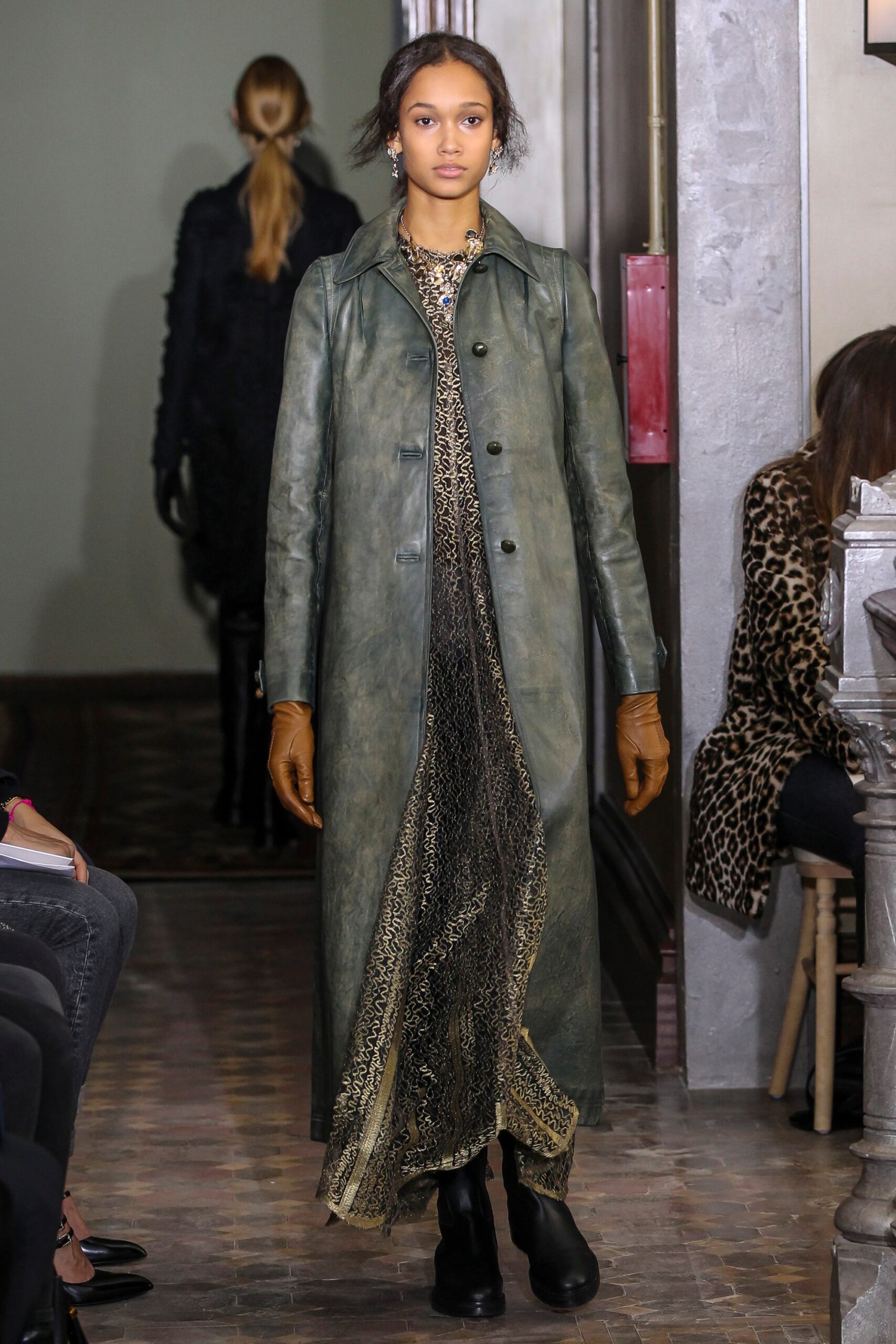 Valentino F/W 17 Look 44