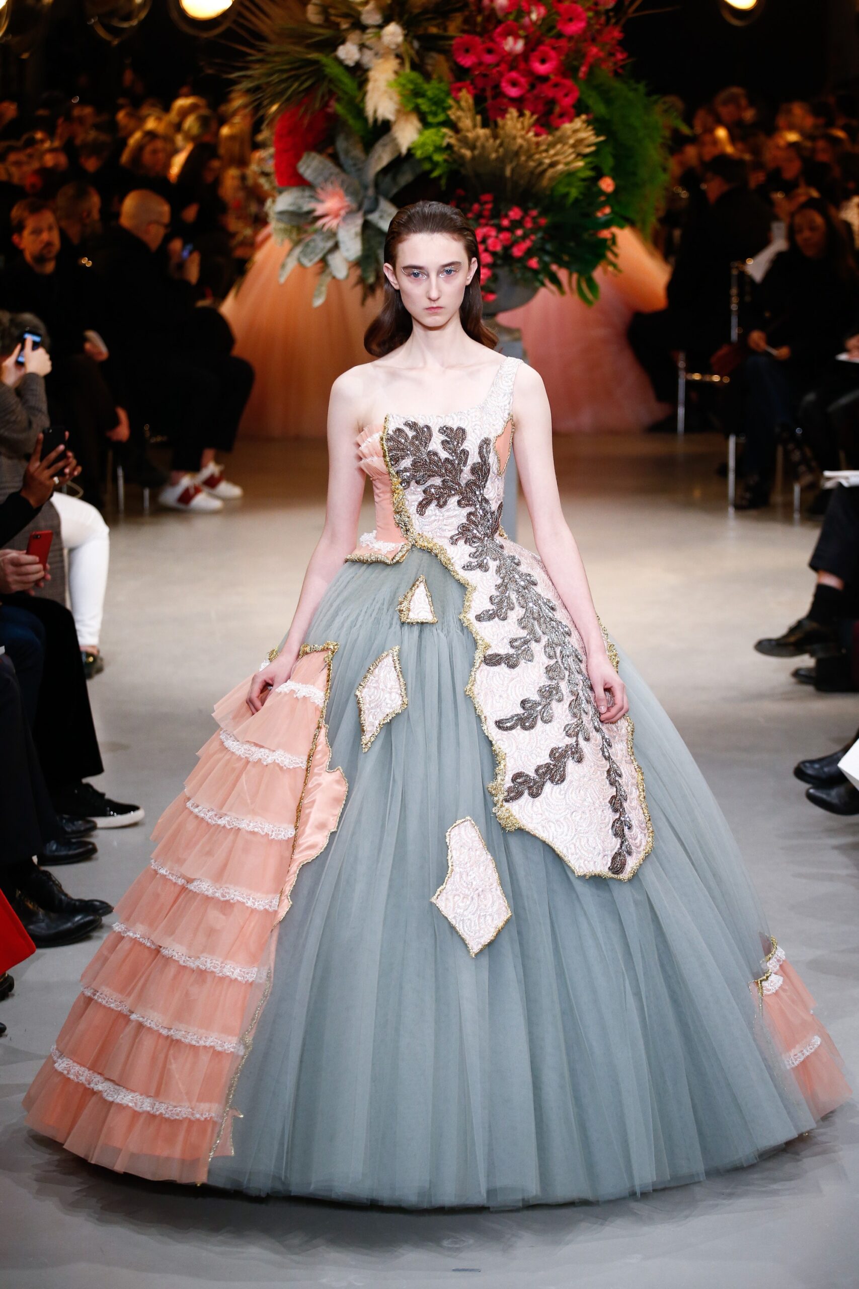 Viktor & Rolf S/S 17 Couture Look 19