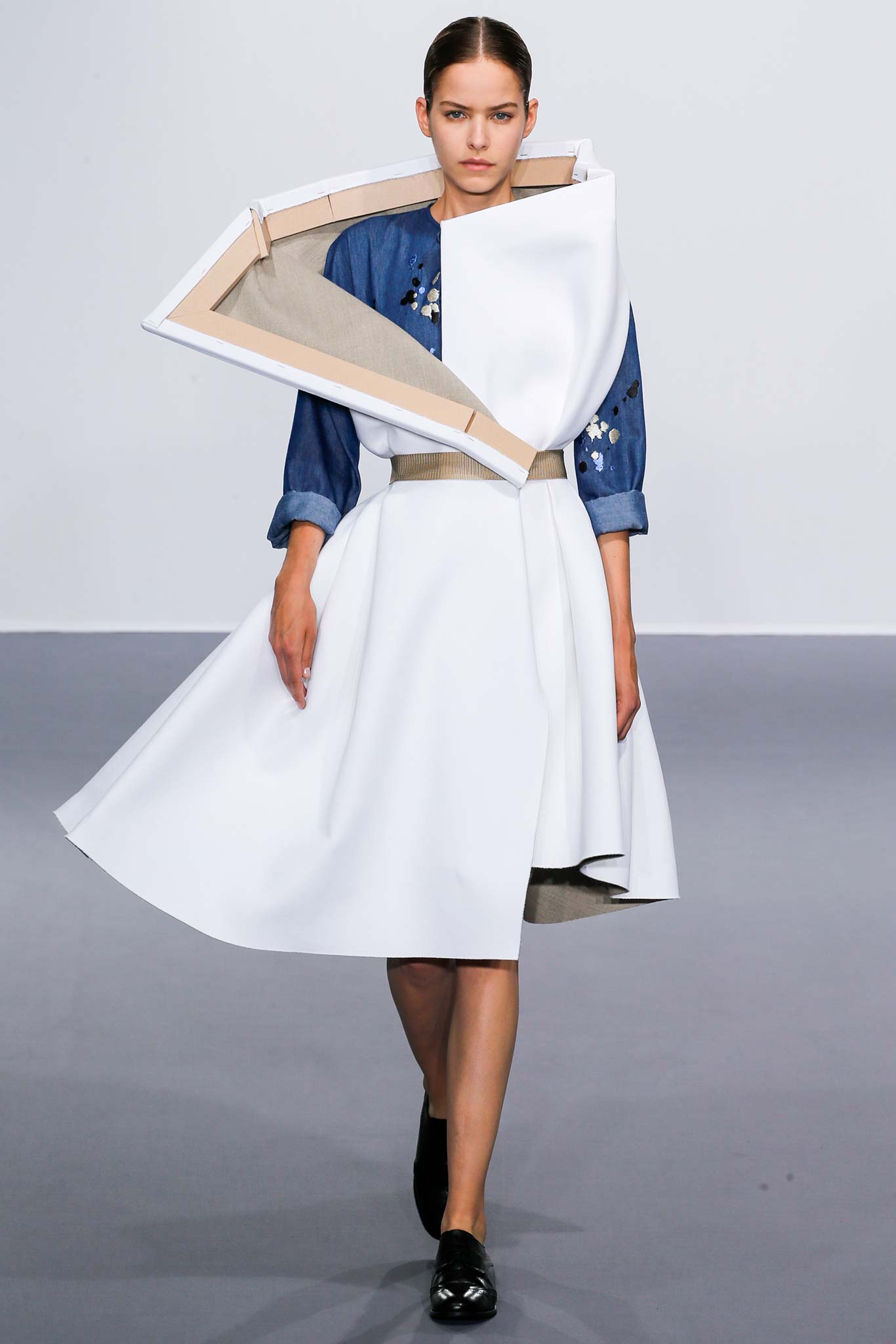 Viktor & Rolf F/W 15 Couture Look 4