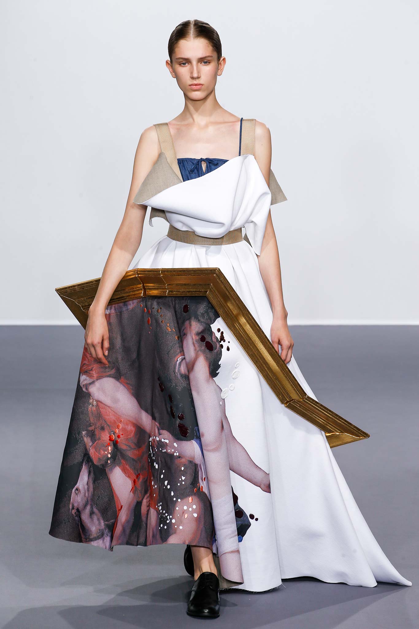 Viktor & Rolf F/W 15 Couture Look 7