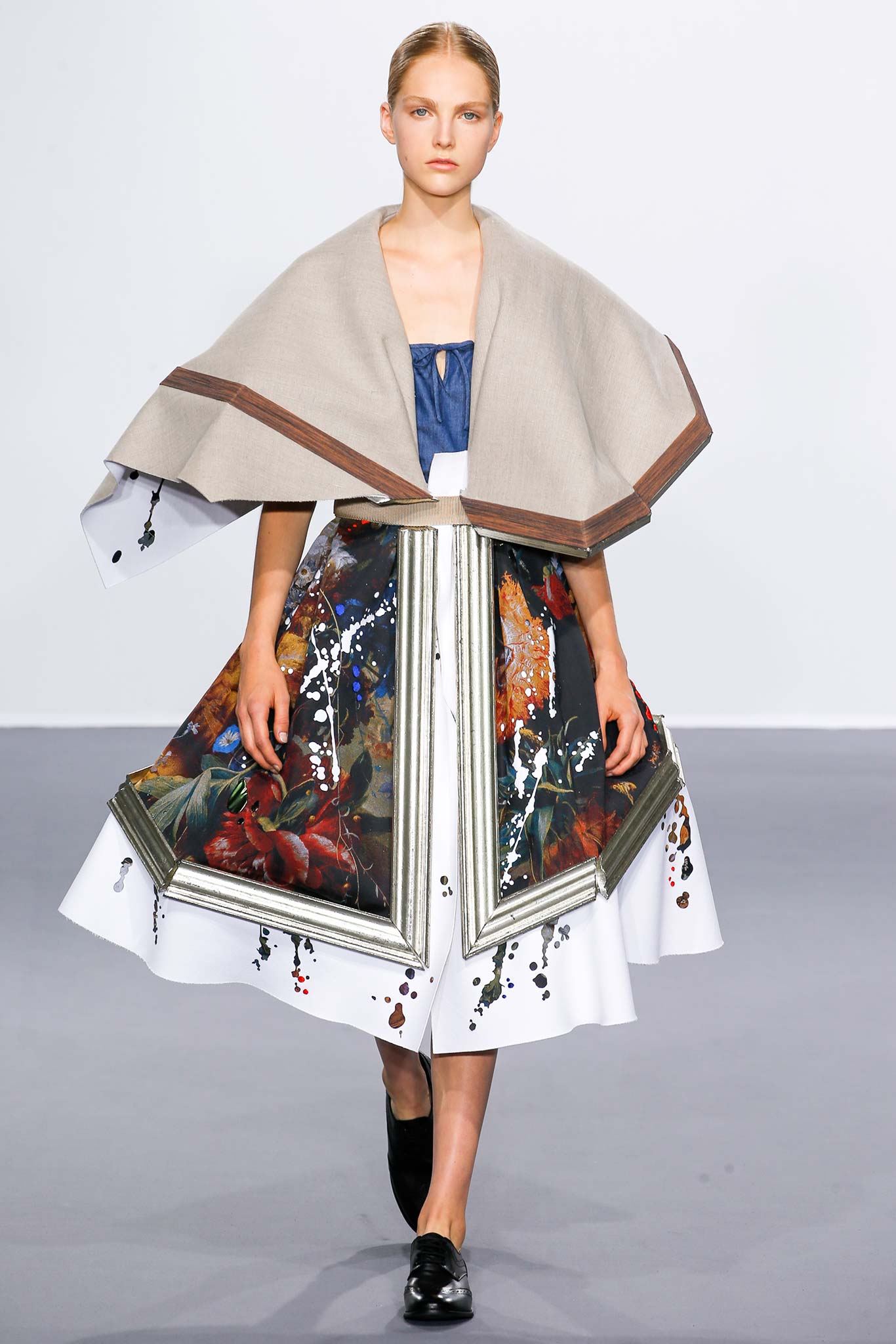 Viktor & Rolf F/W 15 Couture Look 9