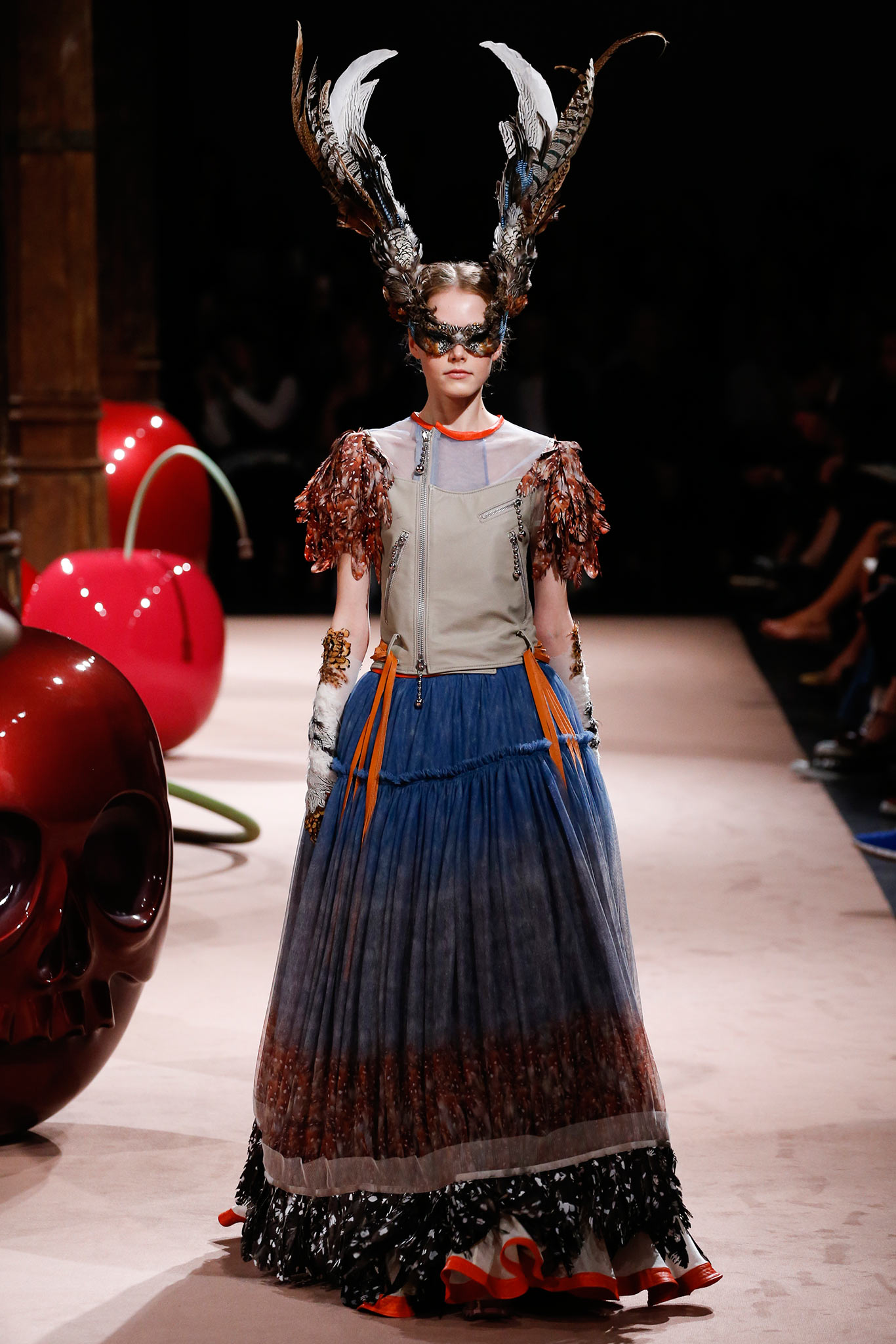 Undercover S/S 15 Look 25