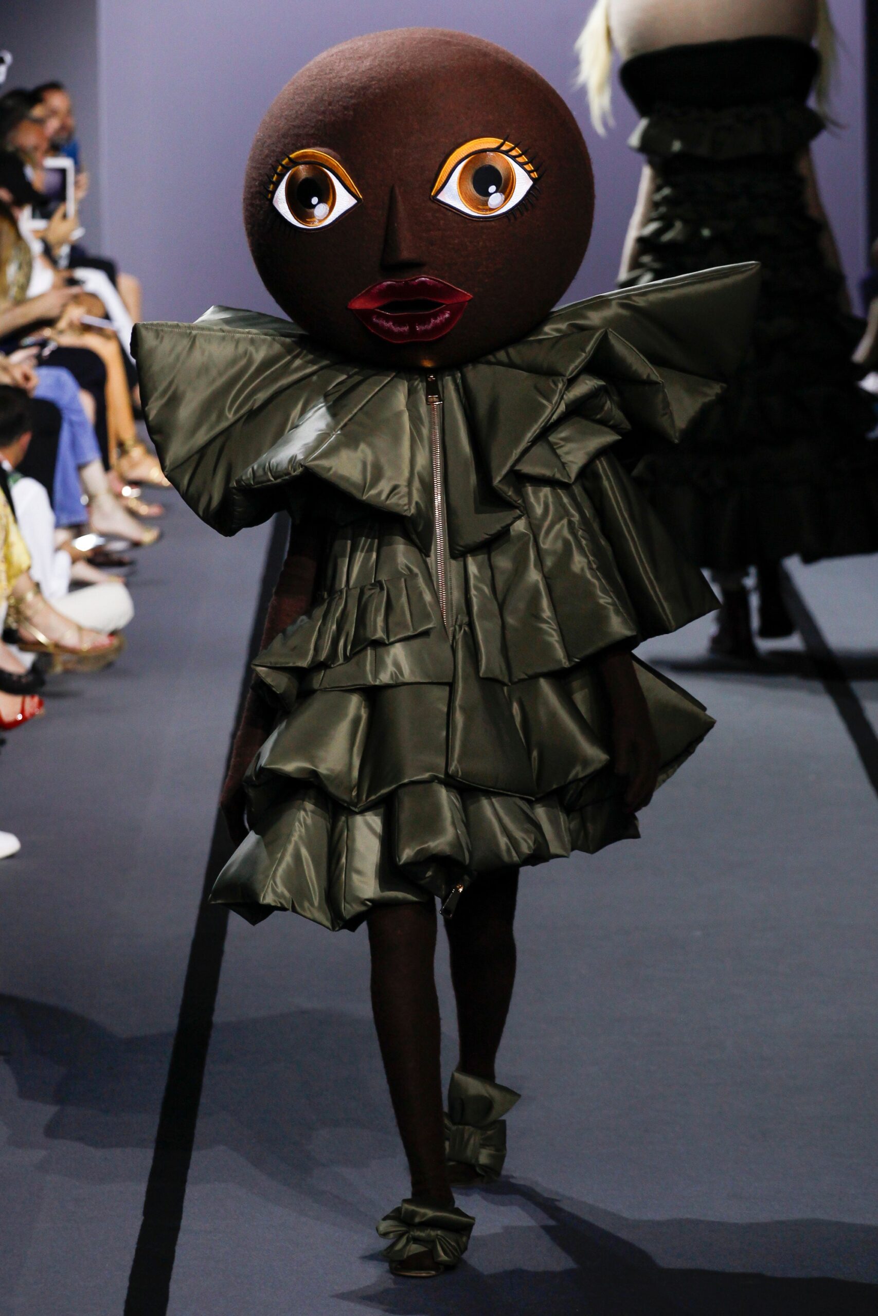 Viktor & Rolf F/W 17 Couture Look 13