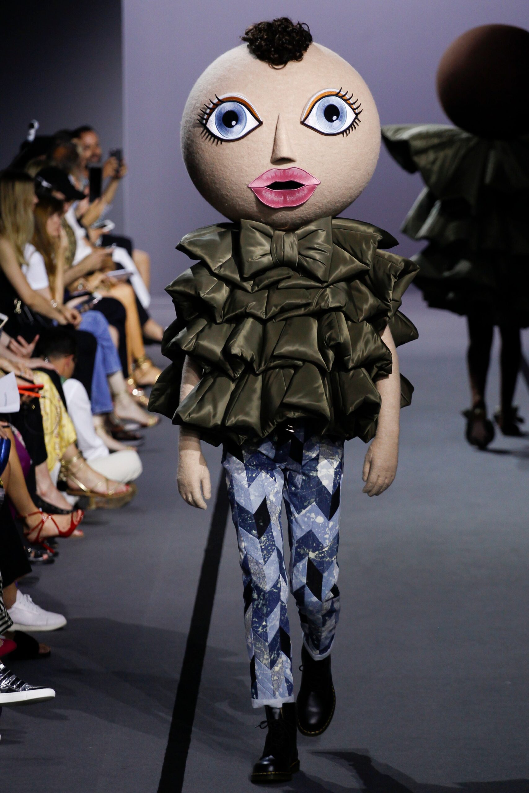 Viktor & Rolf F/W 17 Couture Look 14