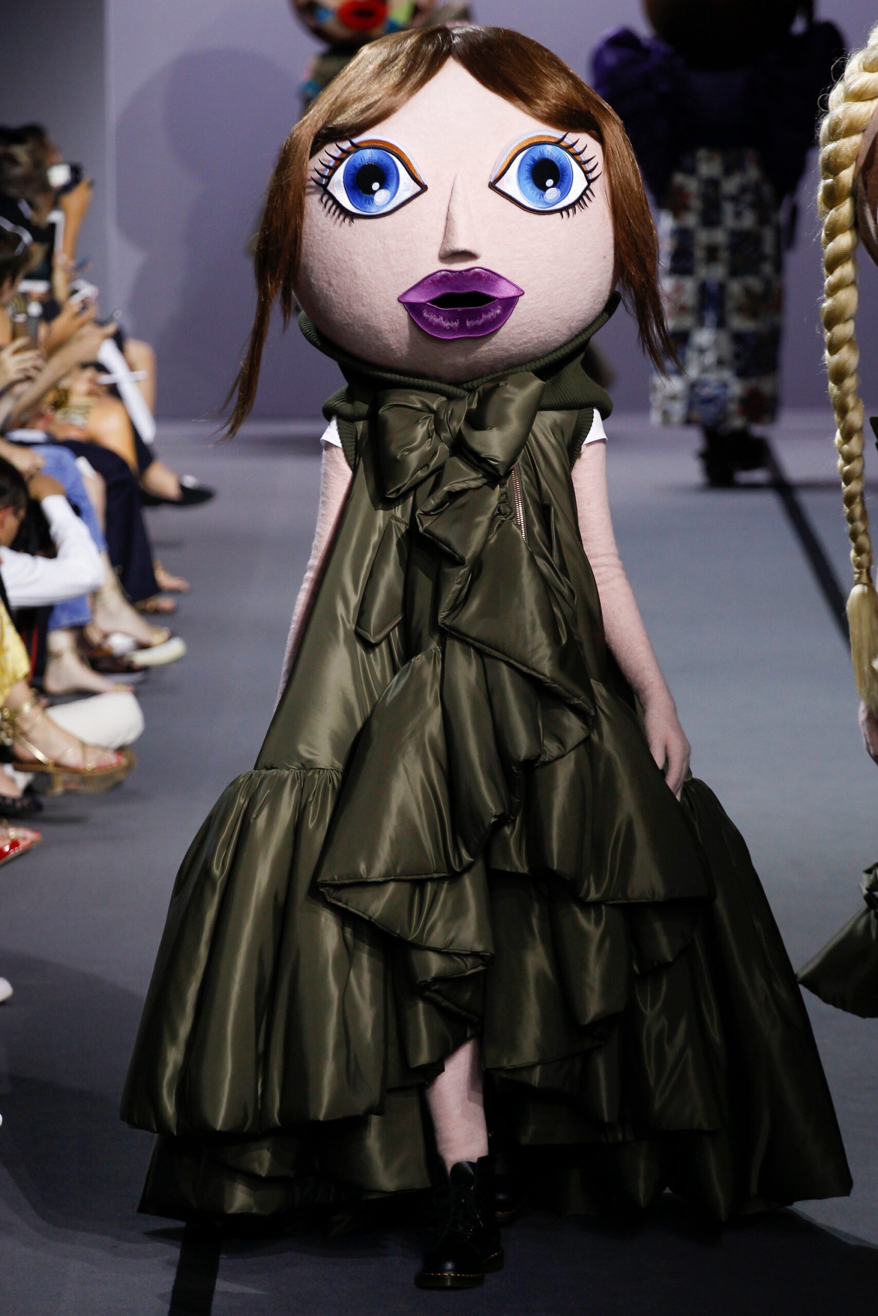 Viktor & Rolf F/W 17 Couture Look 18