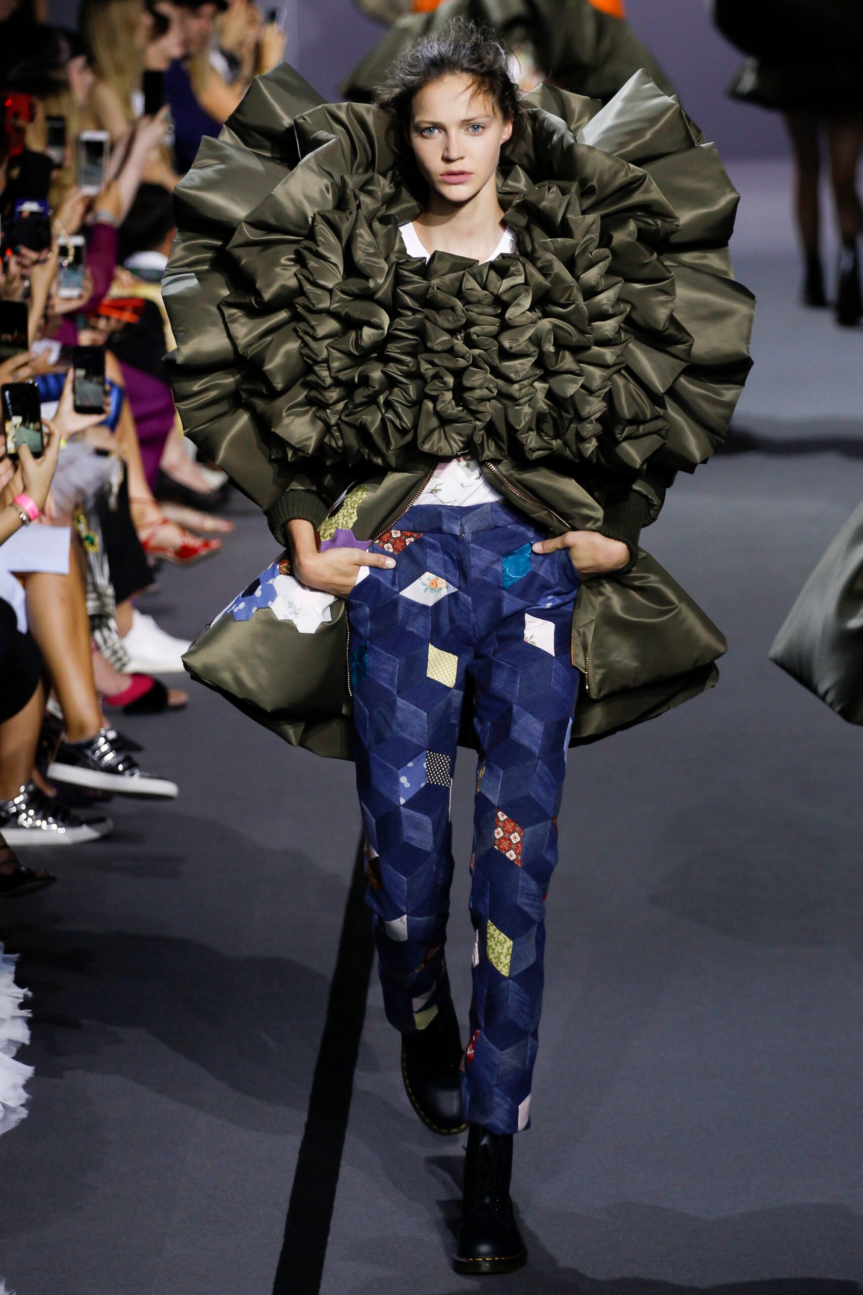 Viktor & Rolf F/W 17 Couture Look 21