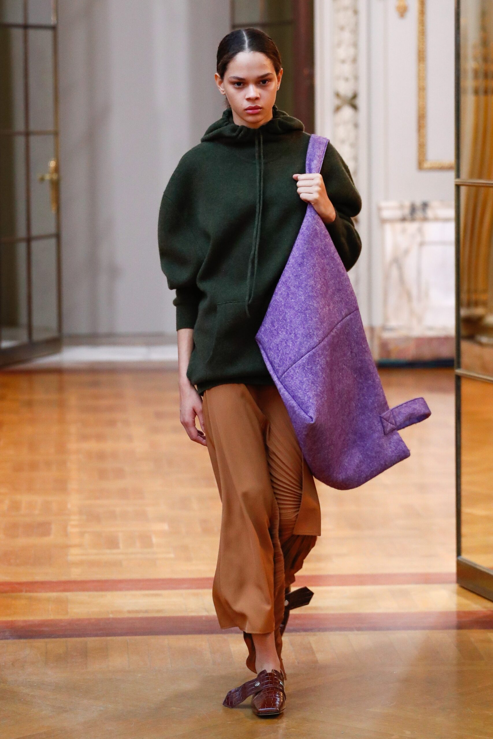 Victoria Beckham F/W 18 Look 5