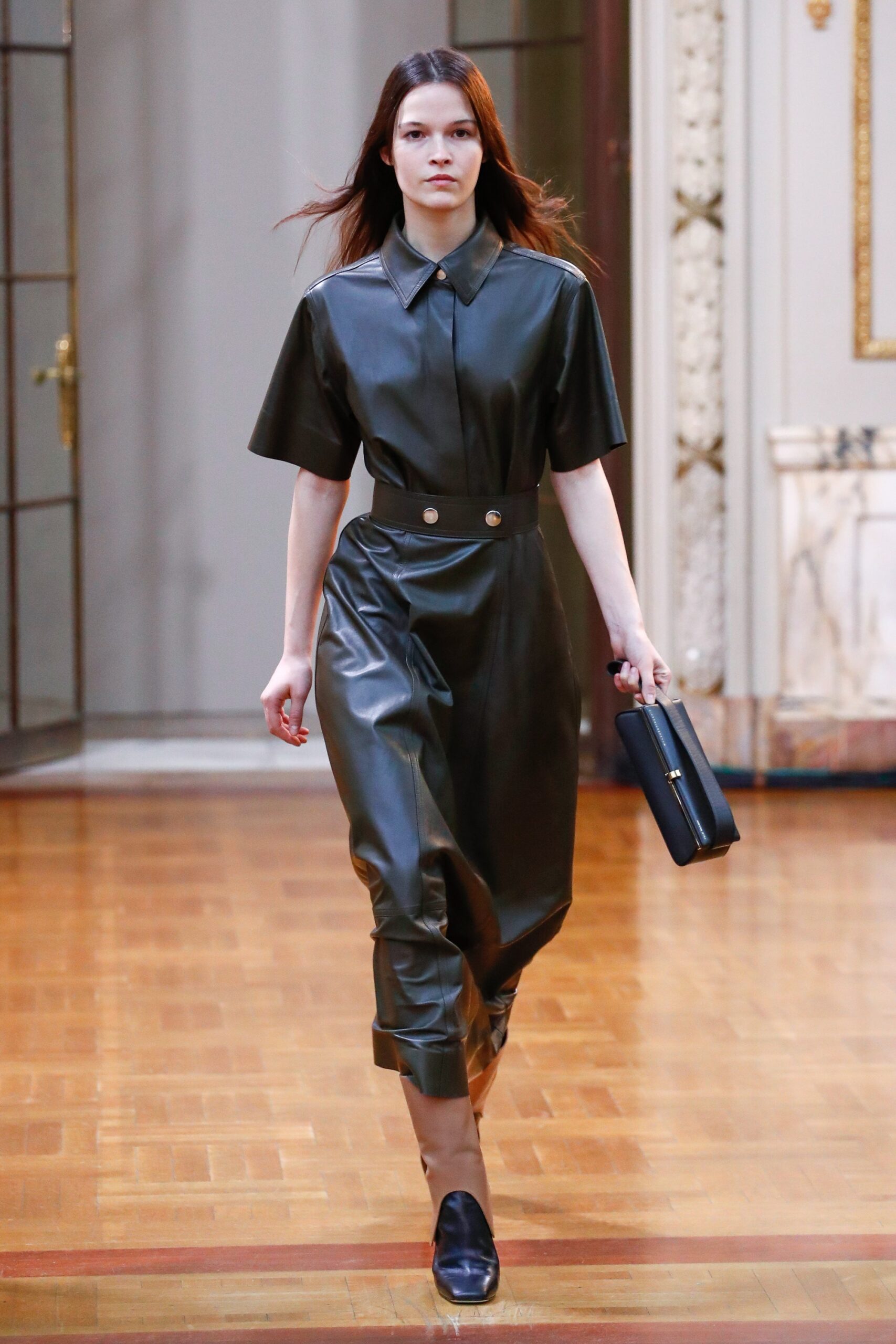 Victoria Beckham F/W 18 Look 10