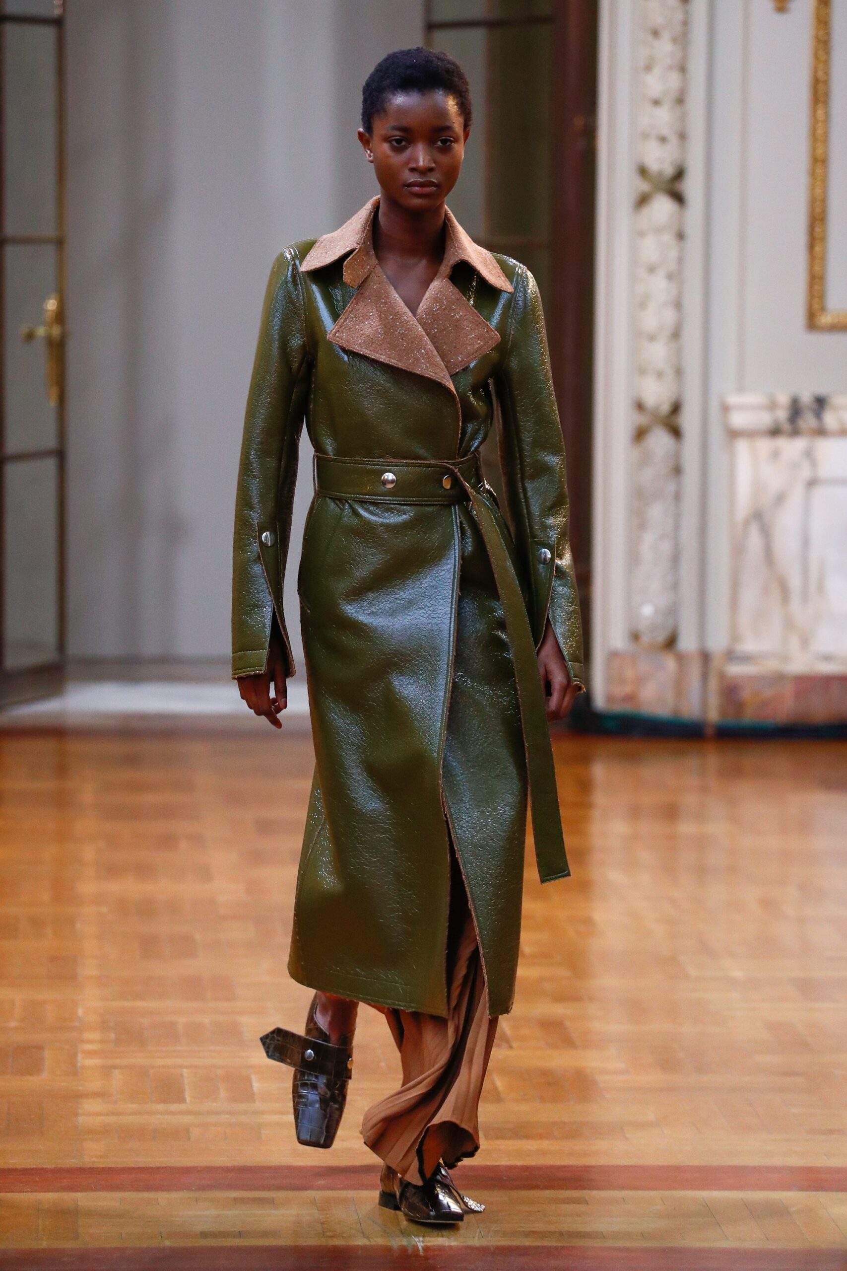 Victoria Beckham F/W 18 Look 17