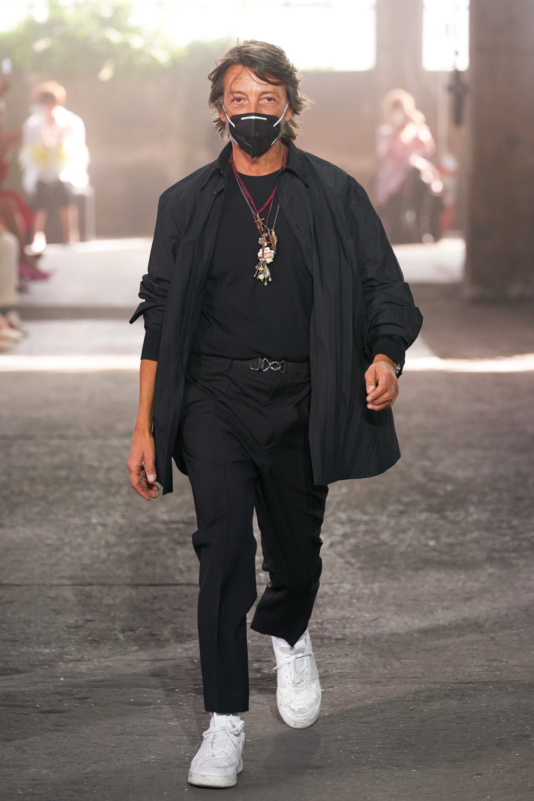 Valentino S/S 21 Menswear Look 2