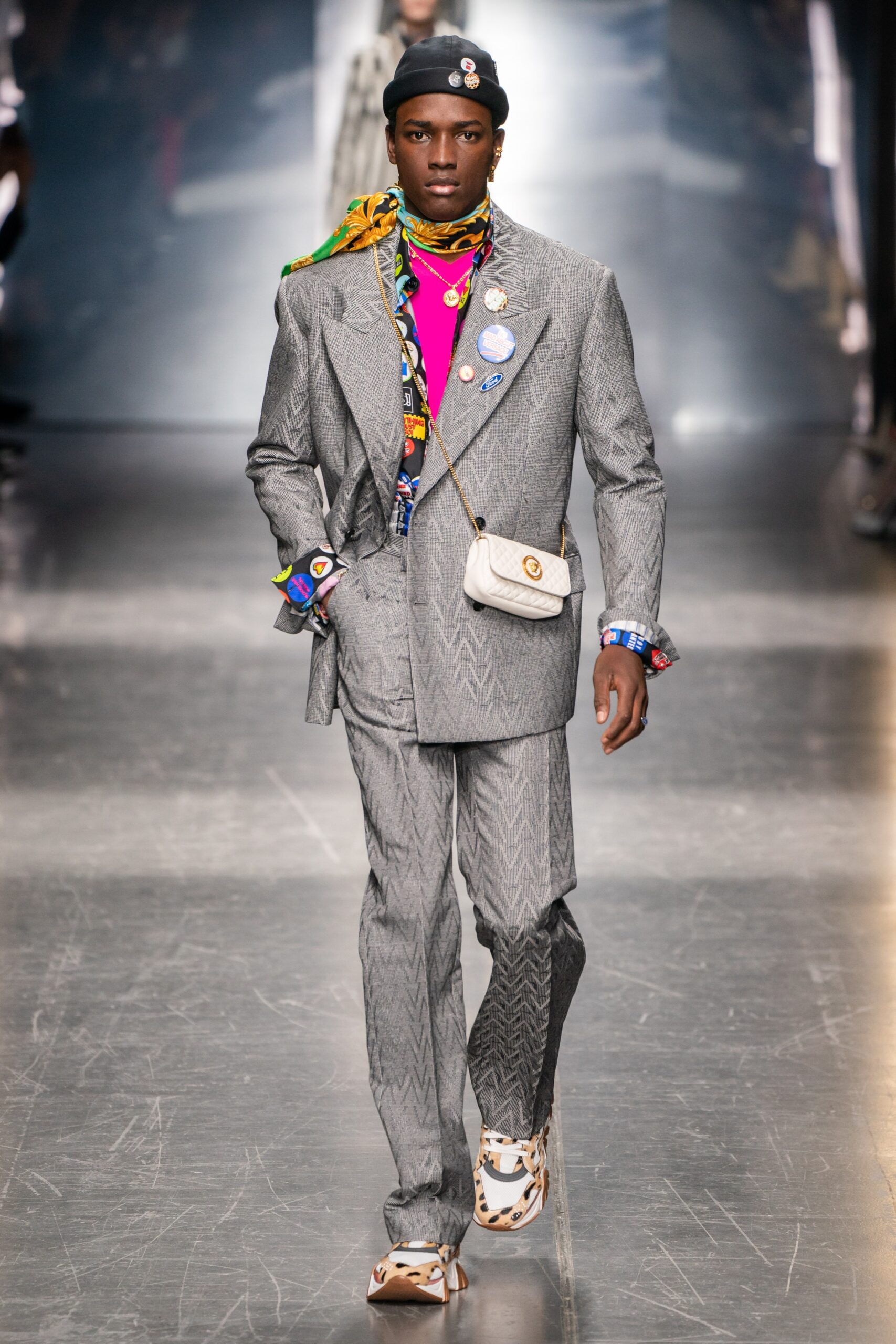 Versace F/W 19 Menswear Look 16