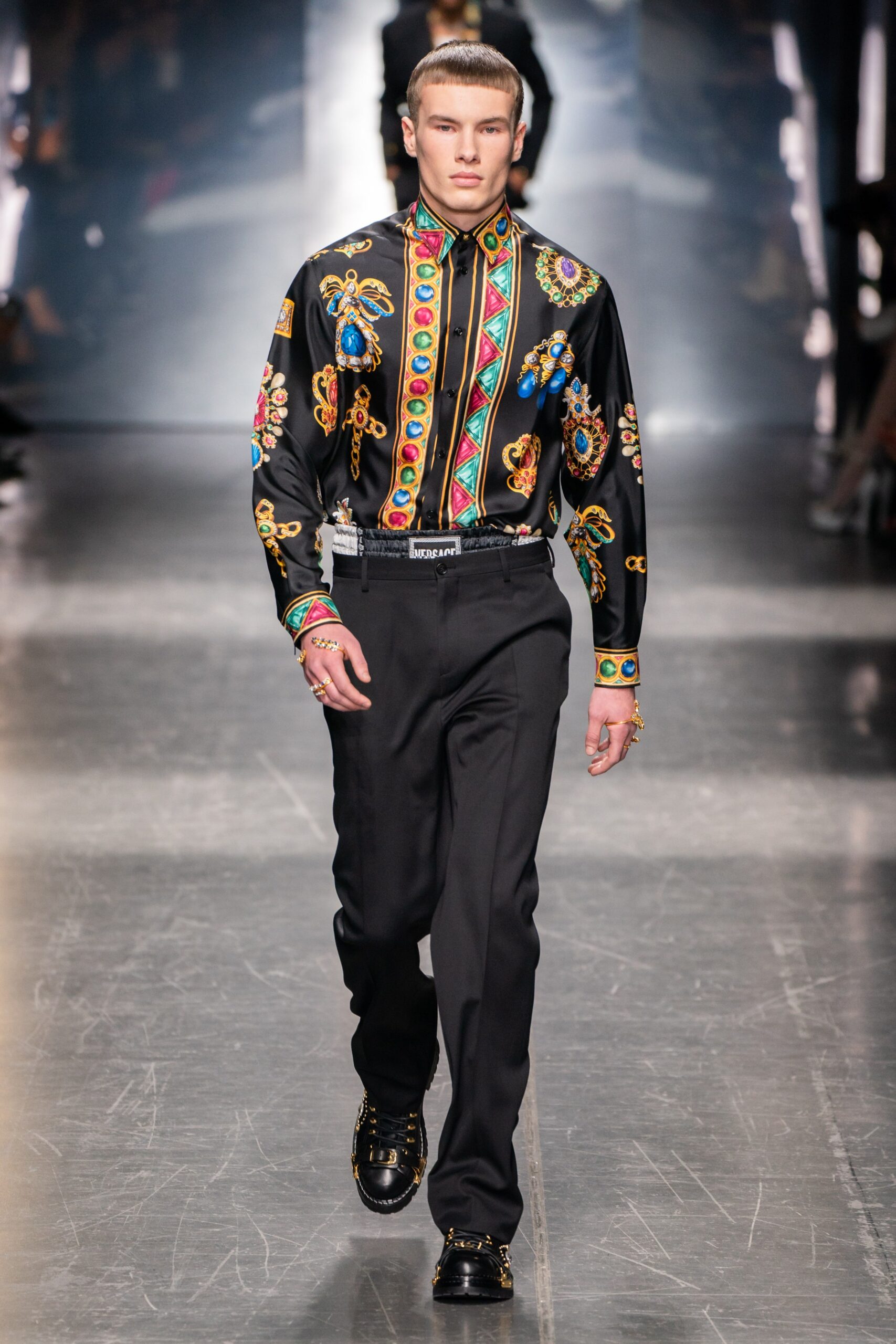 Versace F/W 19 Menswear Look 48