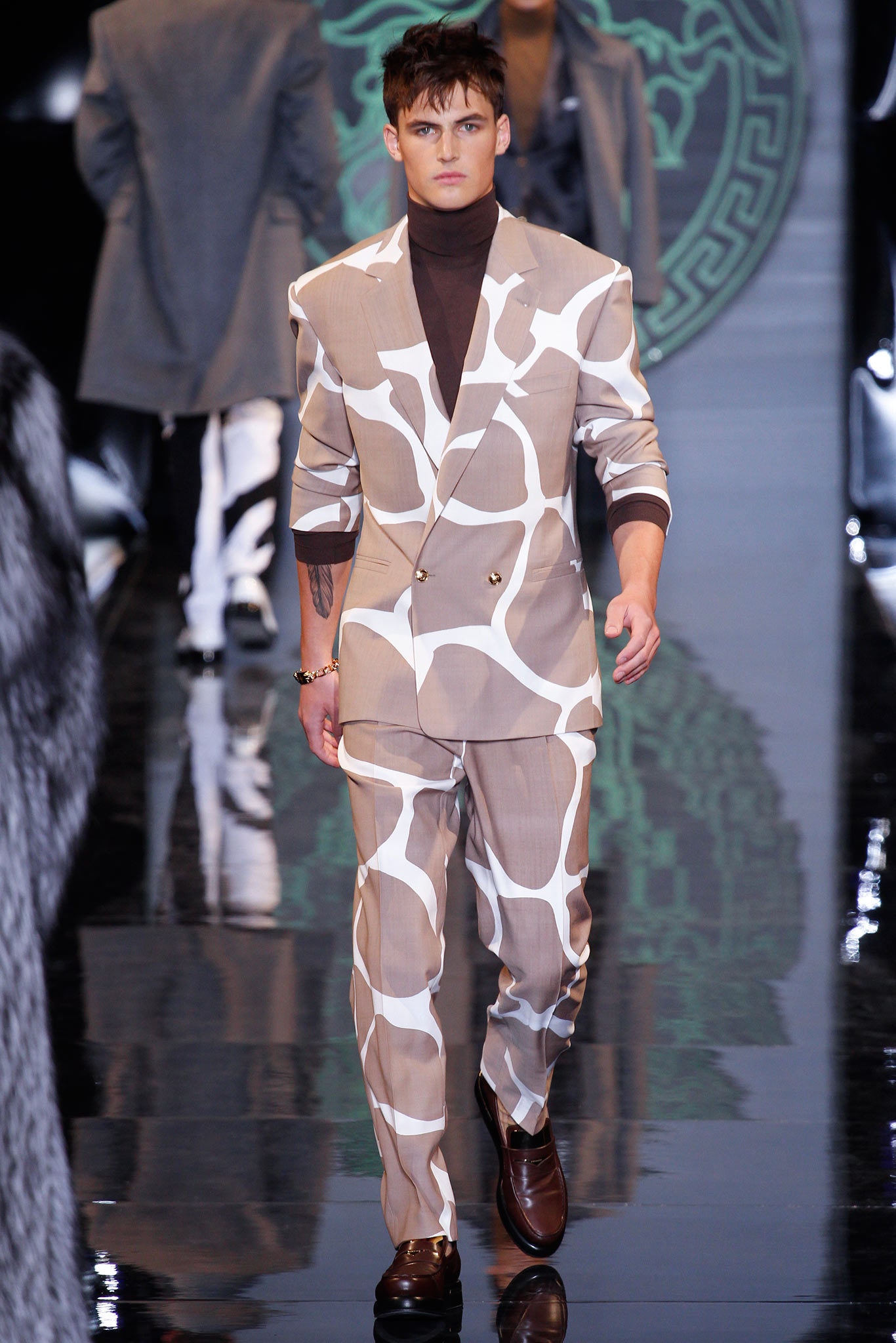 Versace F/W 13 Menswear Look 7
