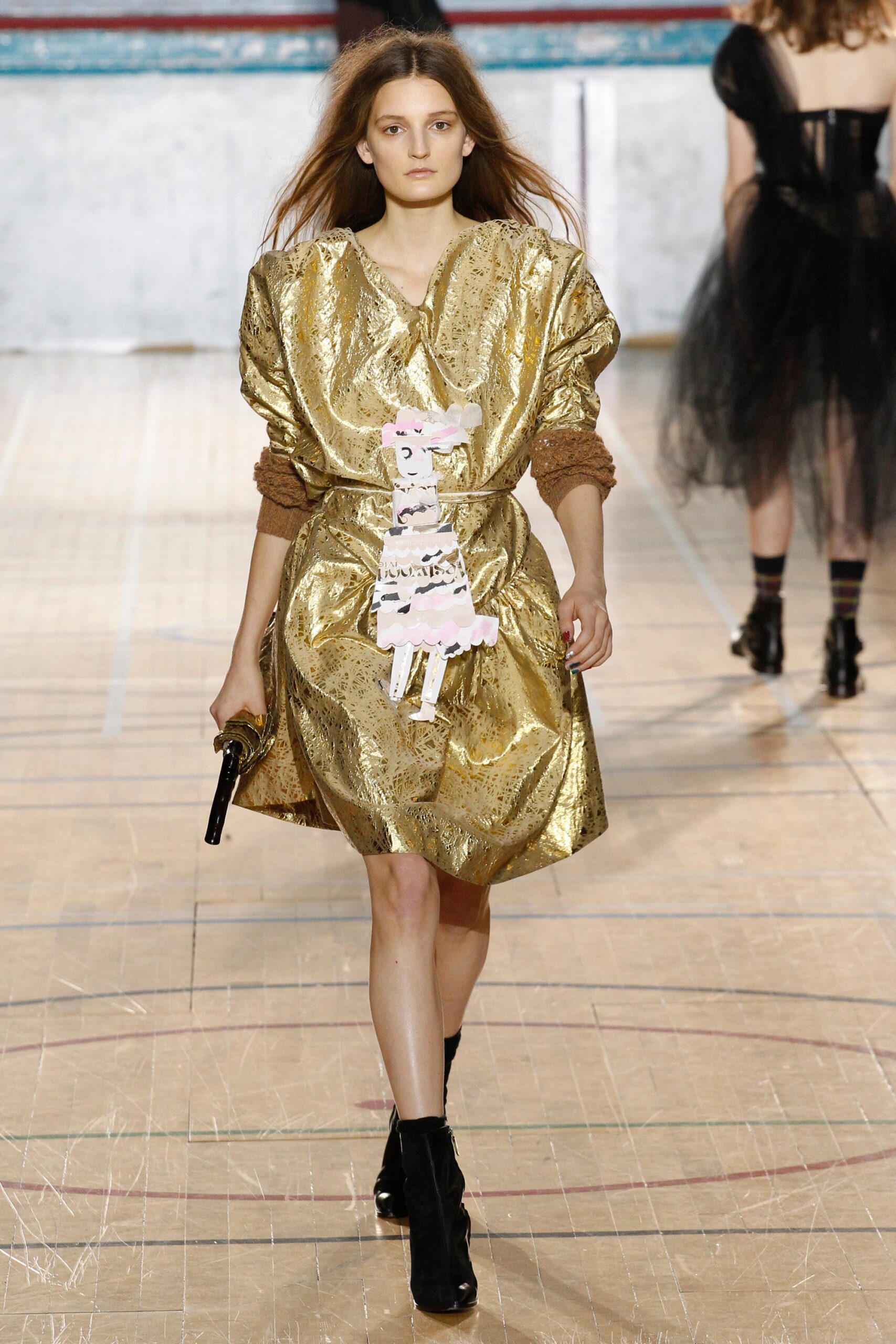 Vivienne Westwood F/W 17 Look 1