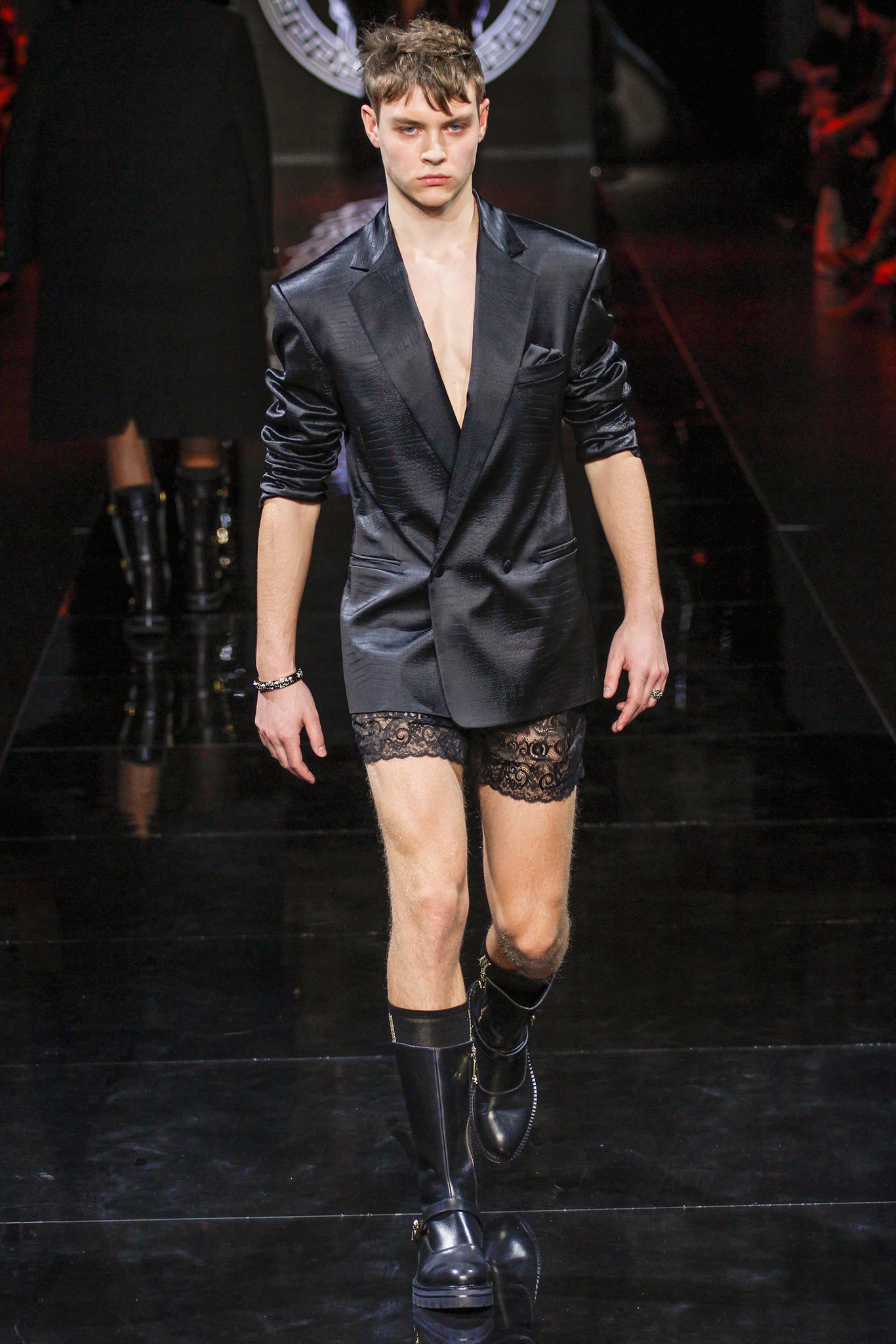 Versace F/W 13 Menswear Look 17