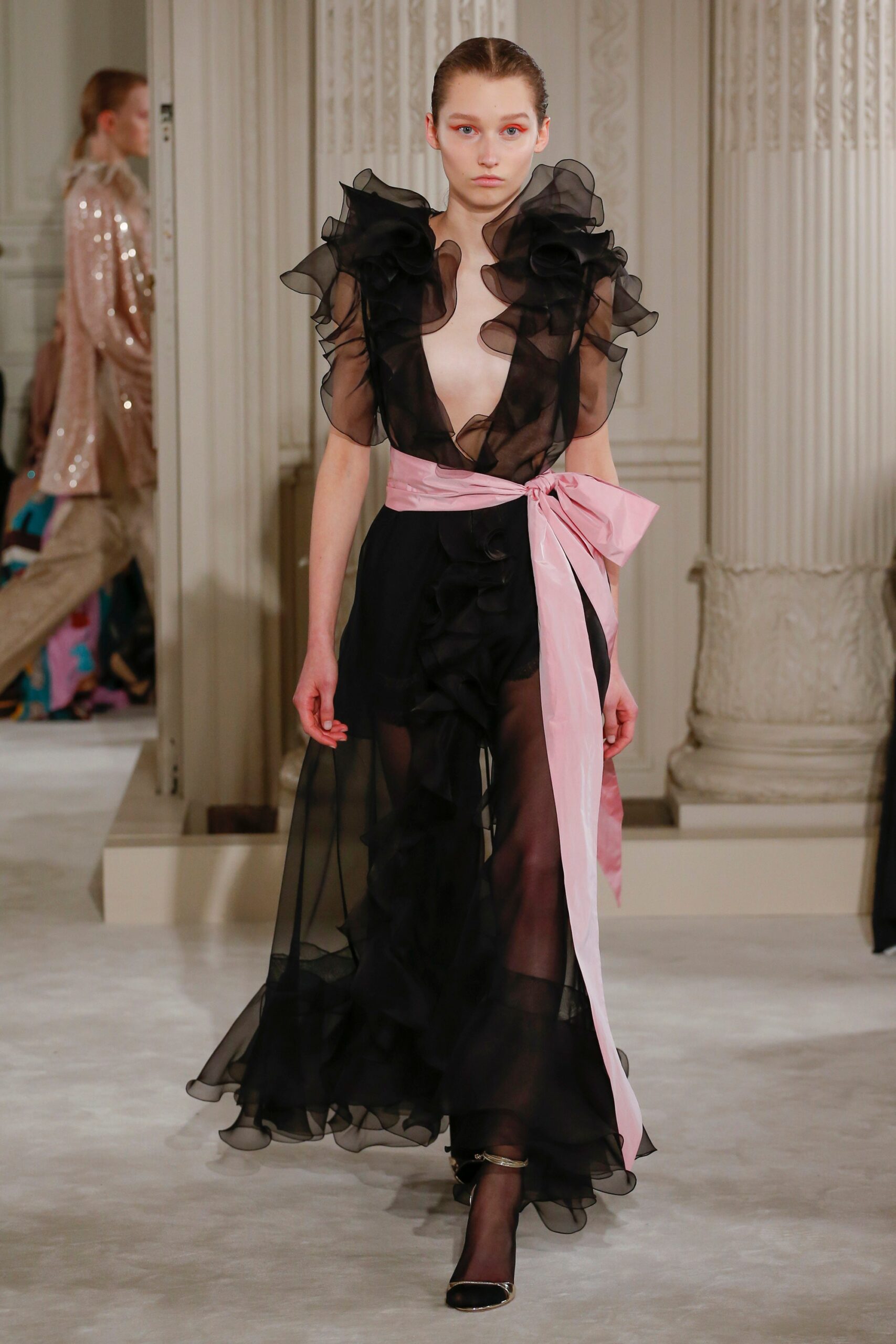 Valentino S/S 18 Couture Look 39