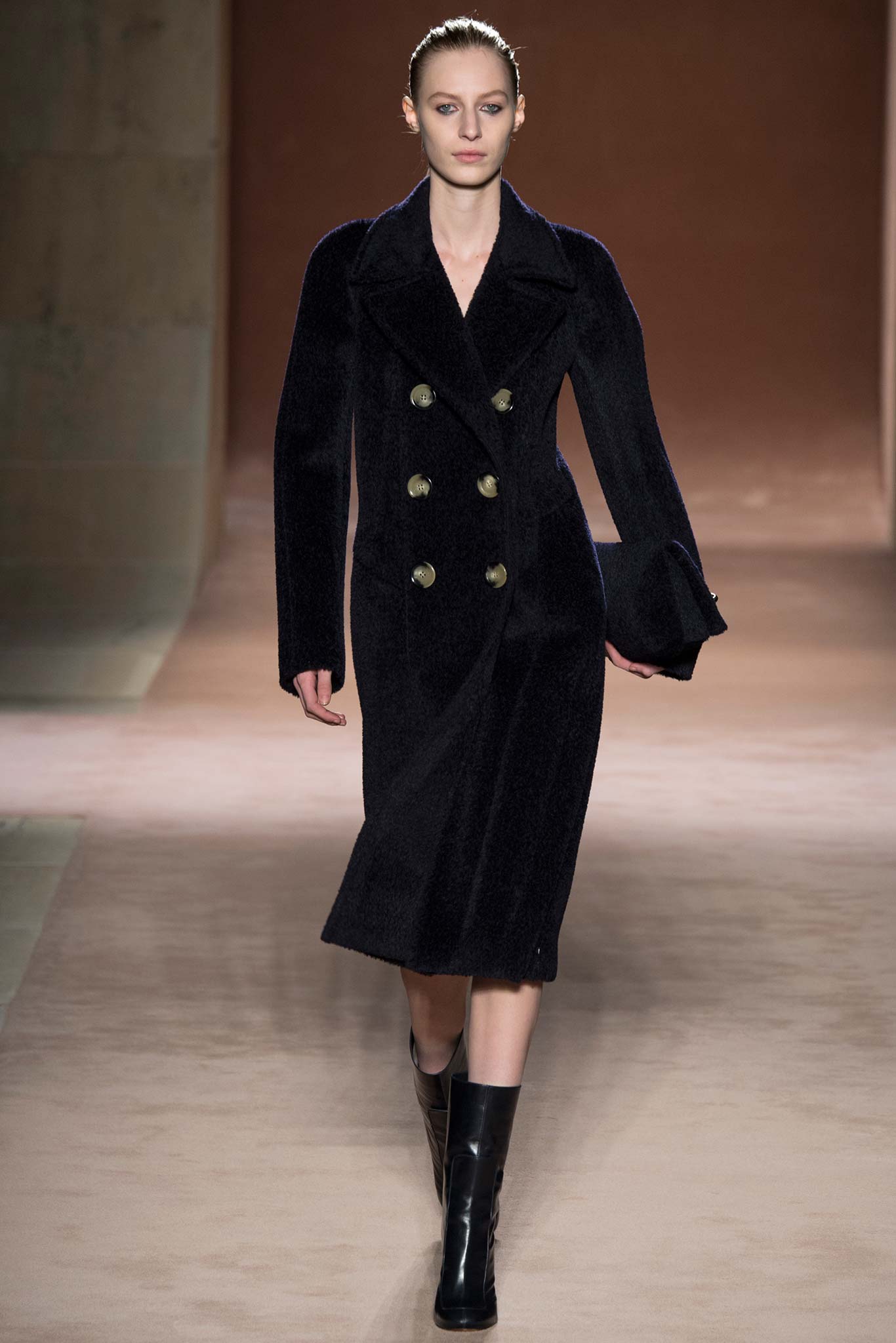 Victoria Beckham F/W 15 Look 3