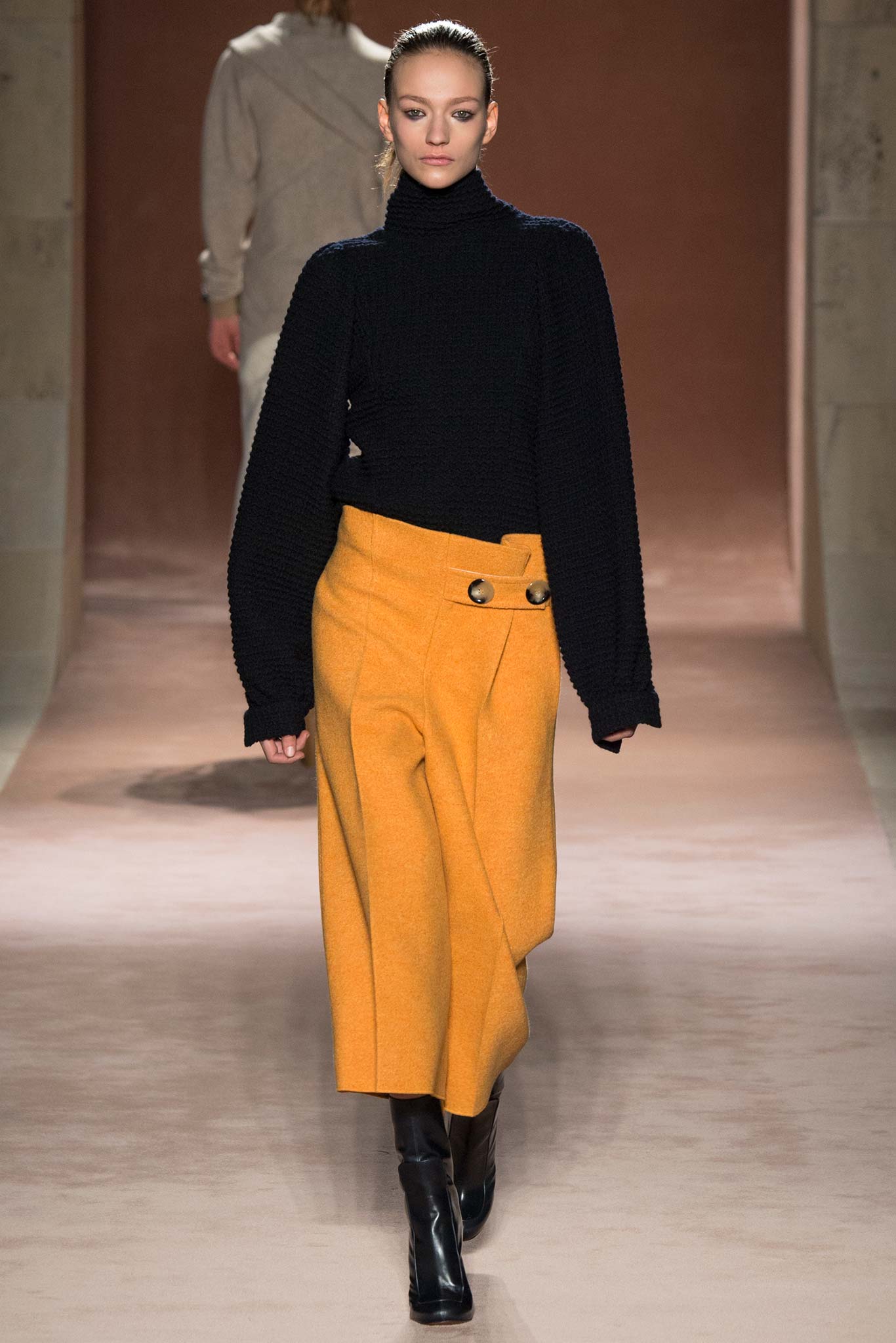 Victoria Beckham F/W 15 Look 12