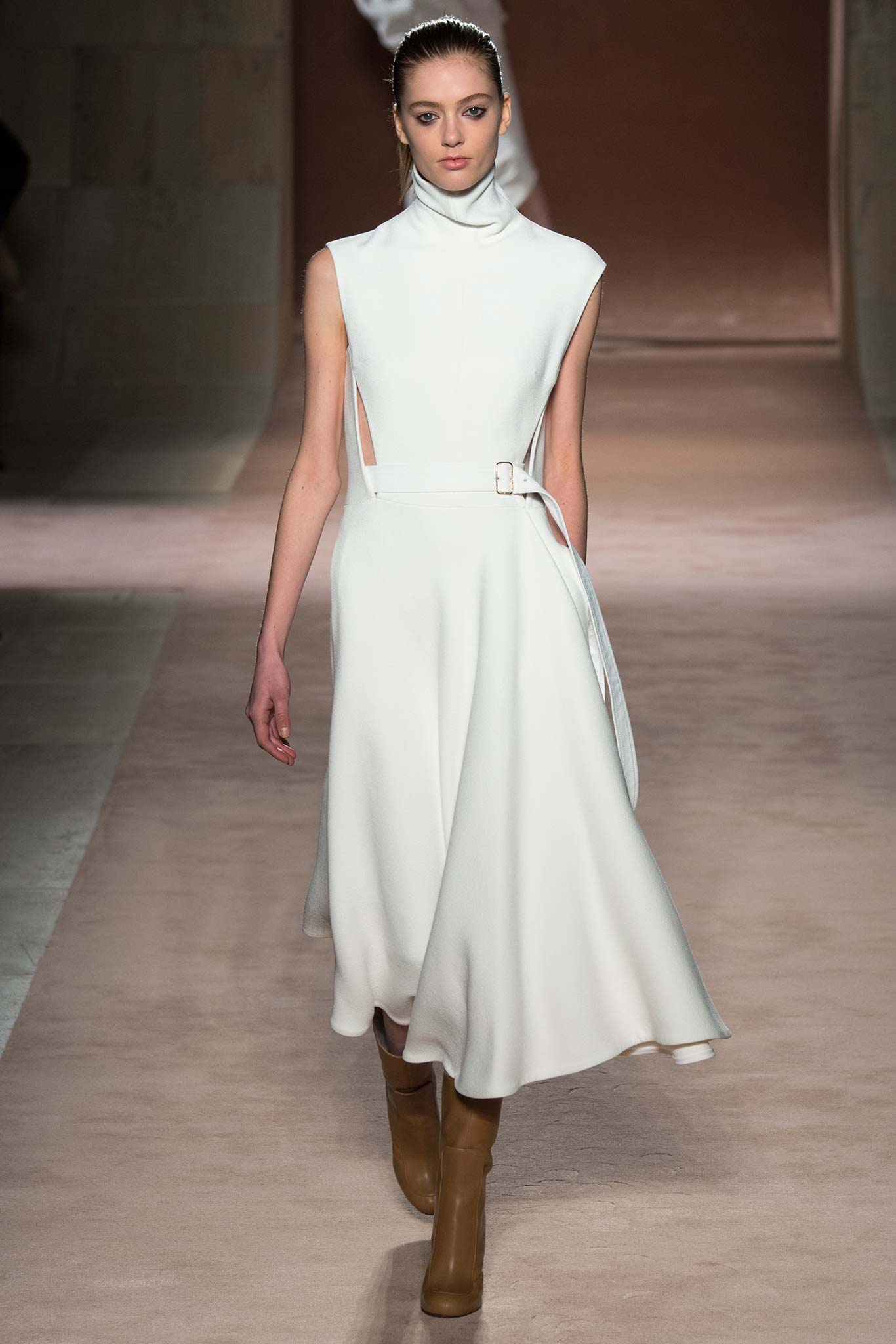 Victoria Beckham F/W 15 Look 28