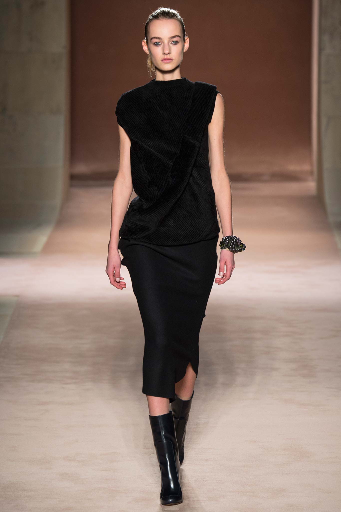 Victoria Beckham F/W 15 Look 30