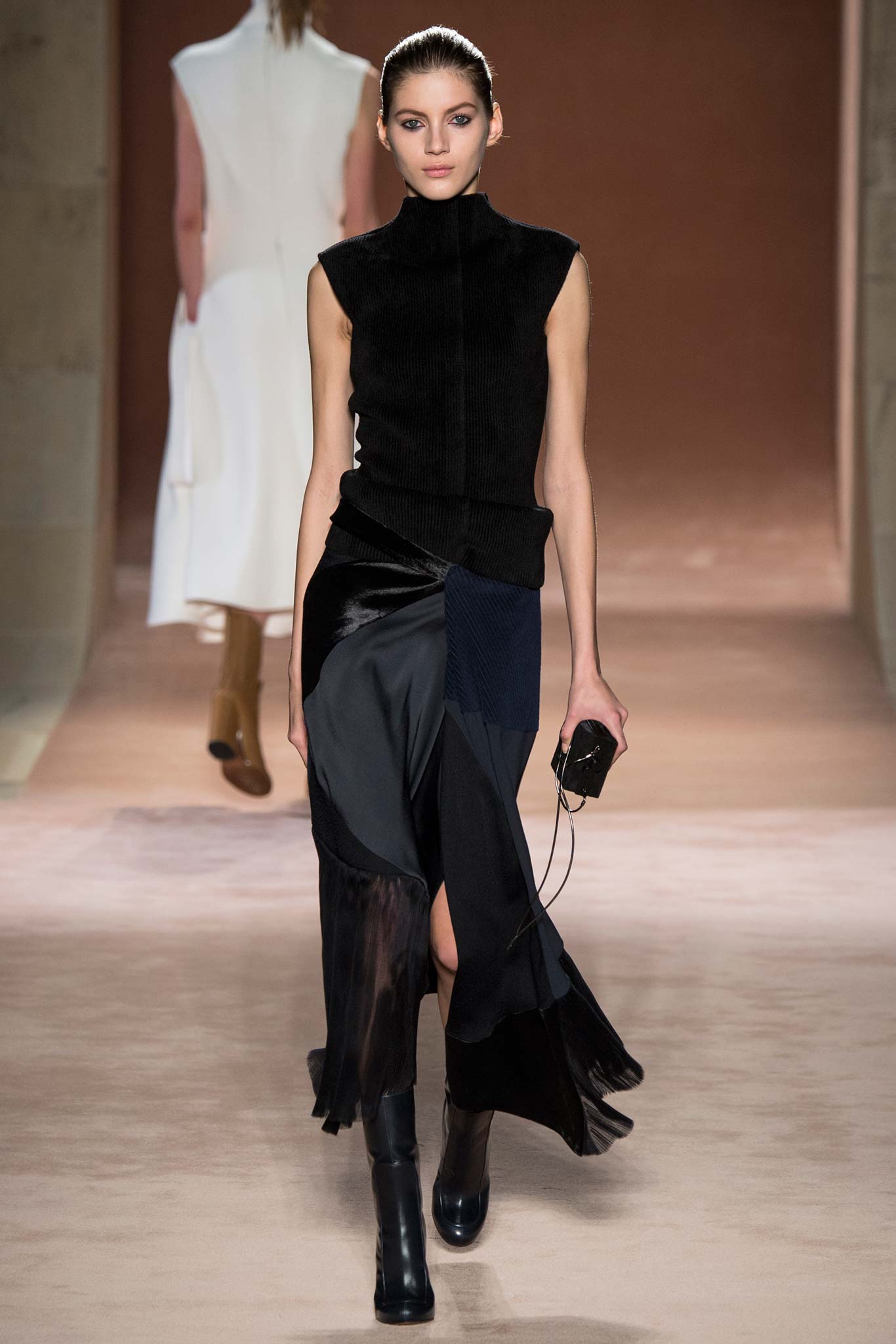 Victoria Beckham F/W 15 Look 31