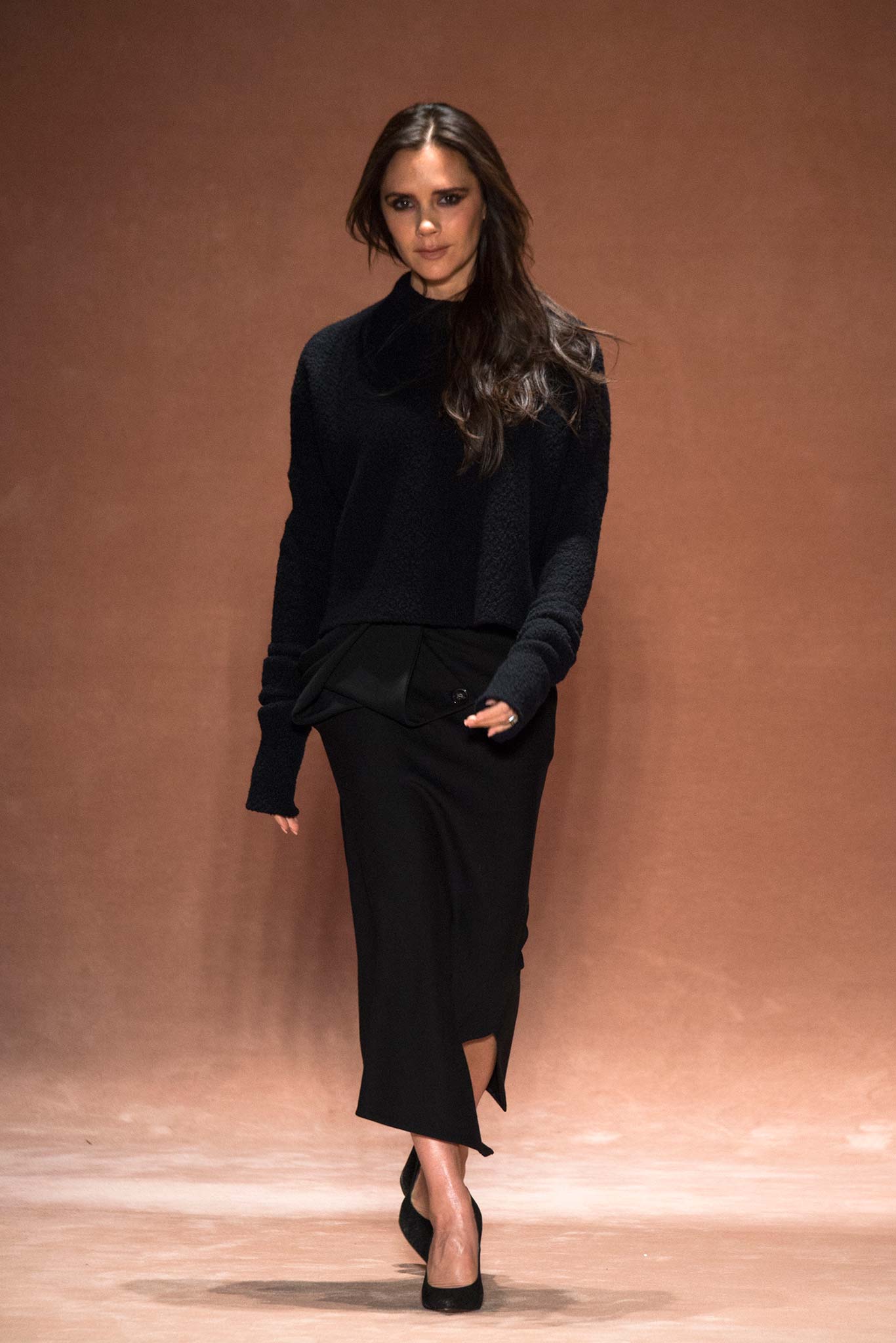Victoria Beckham F/W 15 Look 35