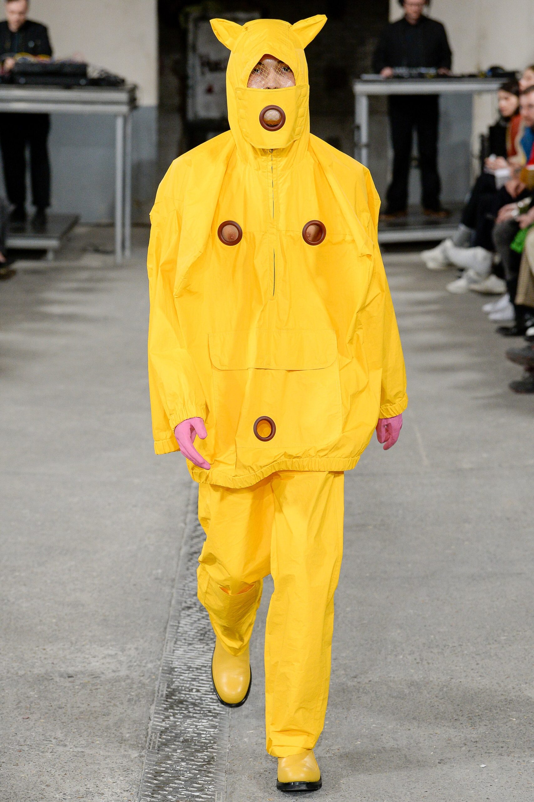 Walter Van Beirendonck F/W 18 Menswear Look 16